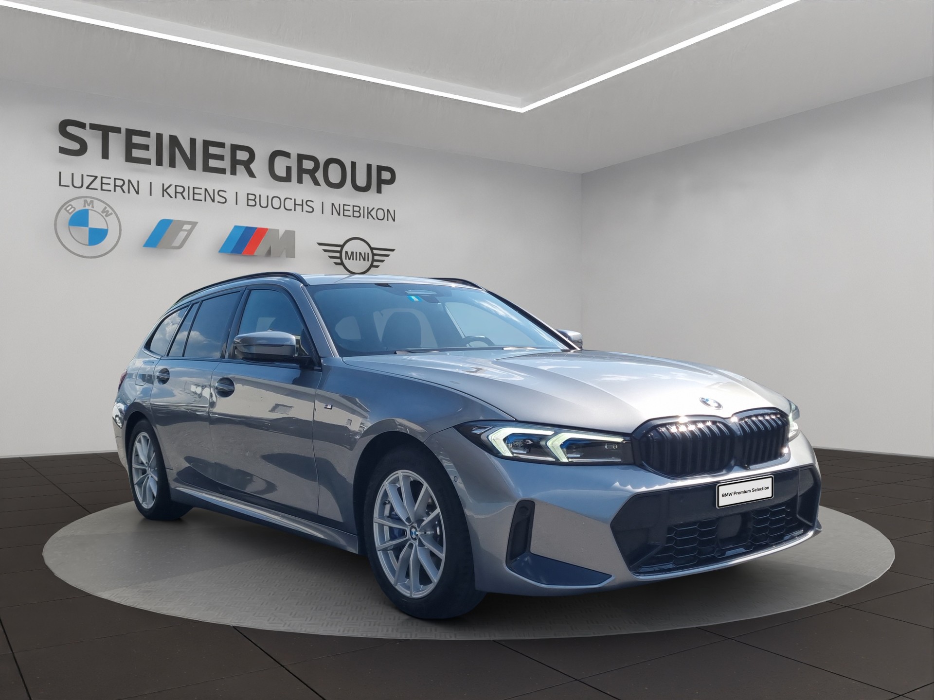 BMW 320d xDrive 48V Touring Steptronic M Sport-showroom-element-2