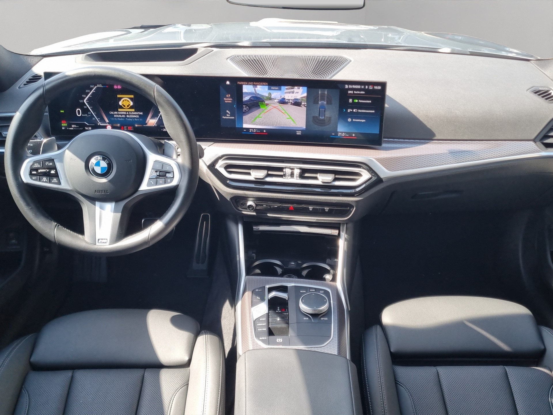 BMW 320d xDrive 48V Touring Steptronic M Sport-image-15