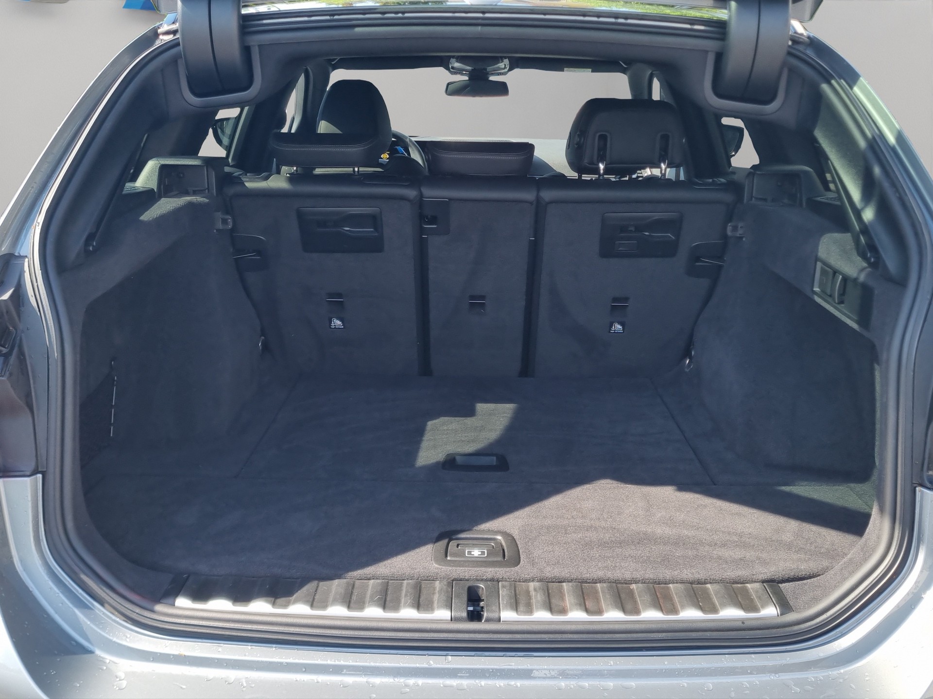 BMW 320d xDrive 48V Touring Steptronic M Sport-image-19