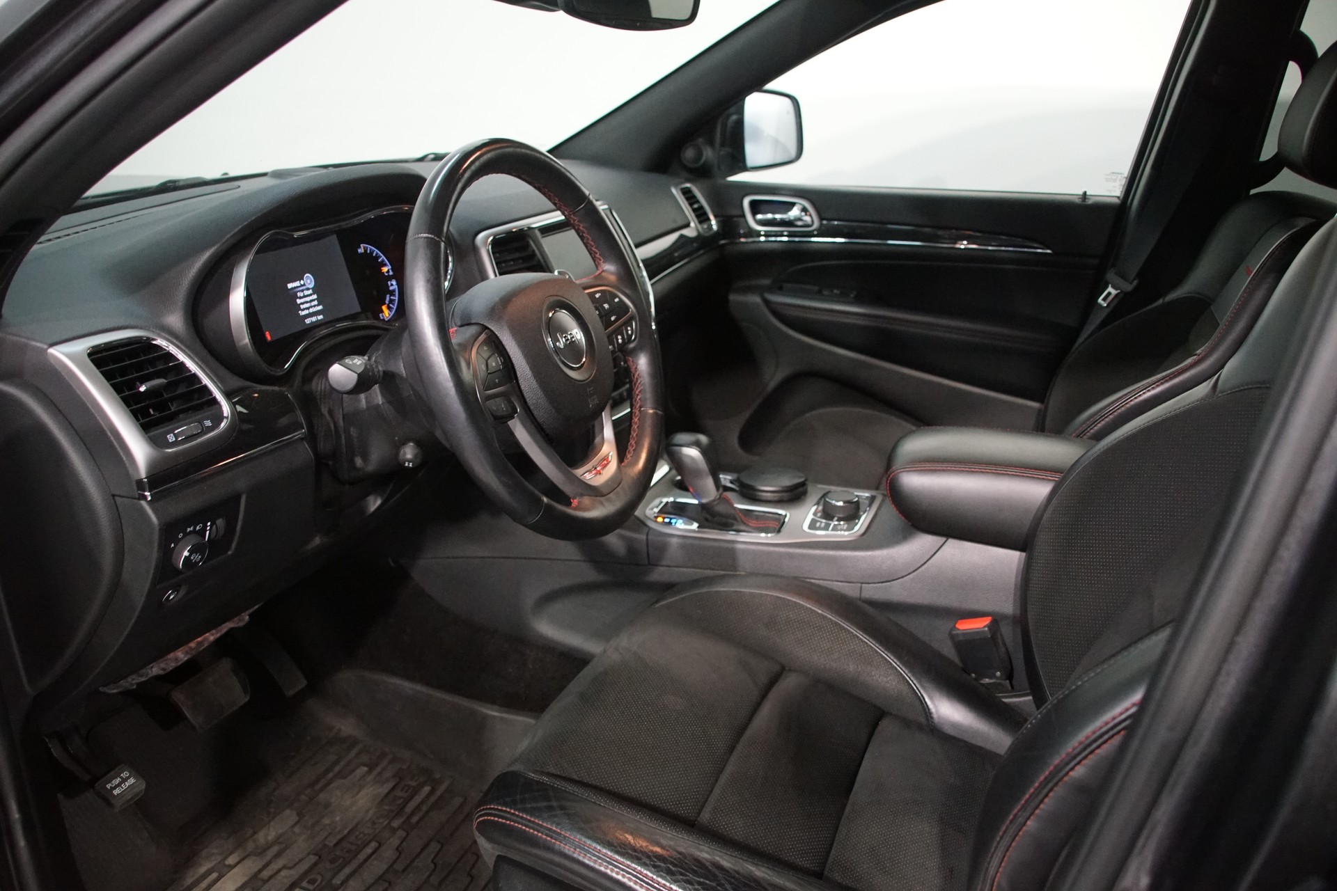 JEEP Grand Cherokee 3.0 CRD Trailhawk Automatic-image-10