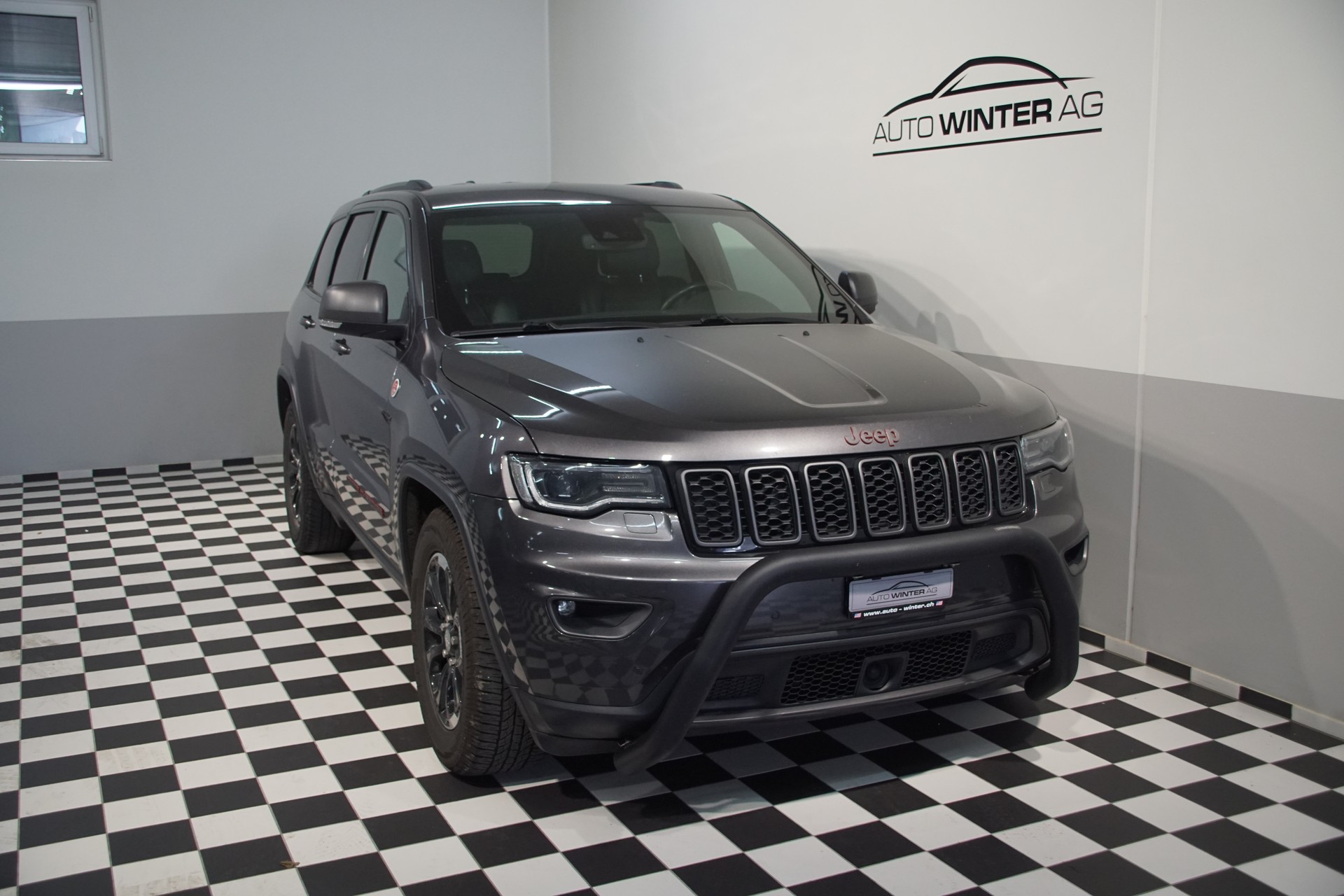 JEEP Grand Cherokee 3.0 CRD Trailhawk Automatic-showroom-element-2
