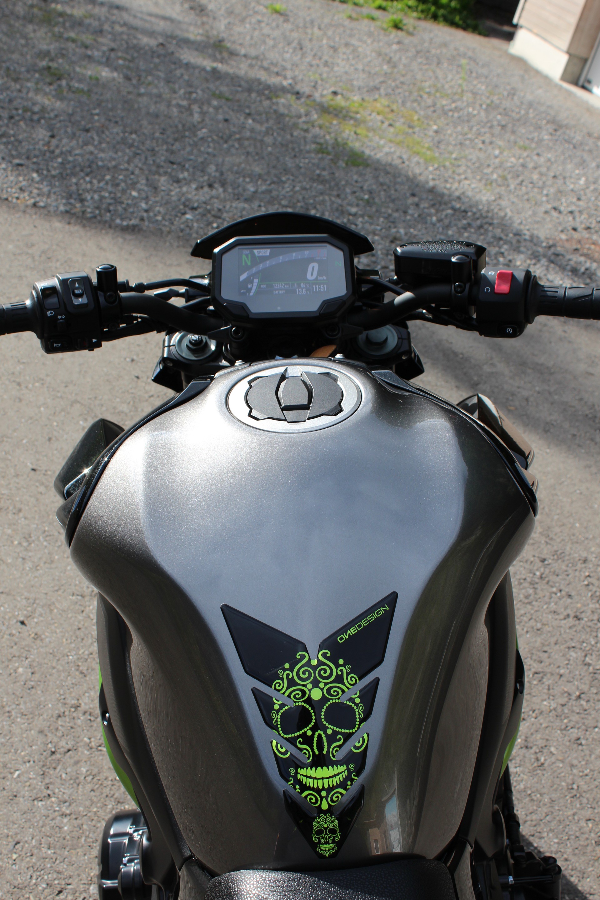 KAWASAKI Z 900-image-12