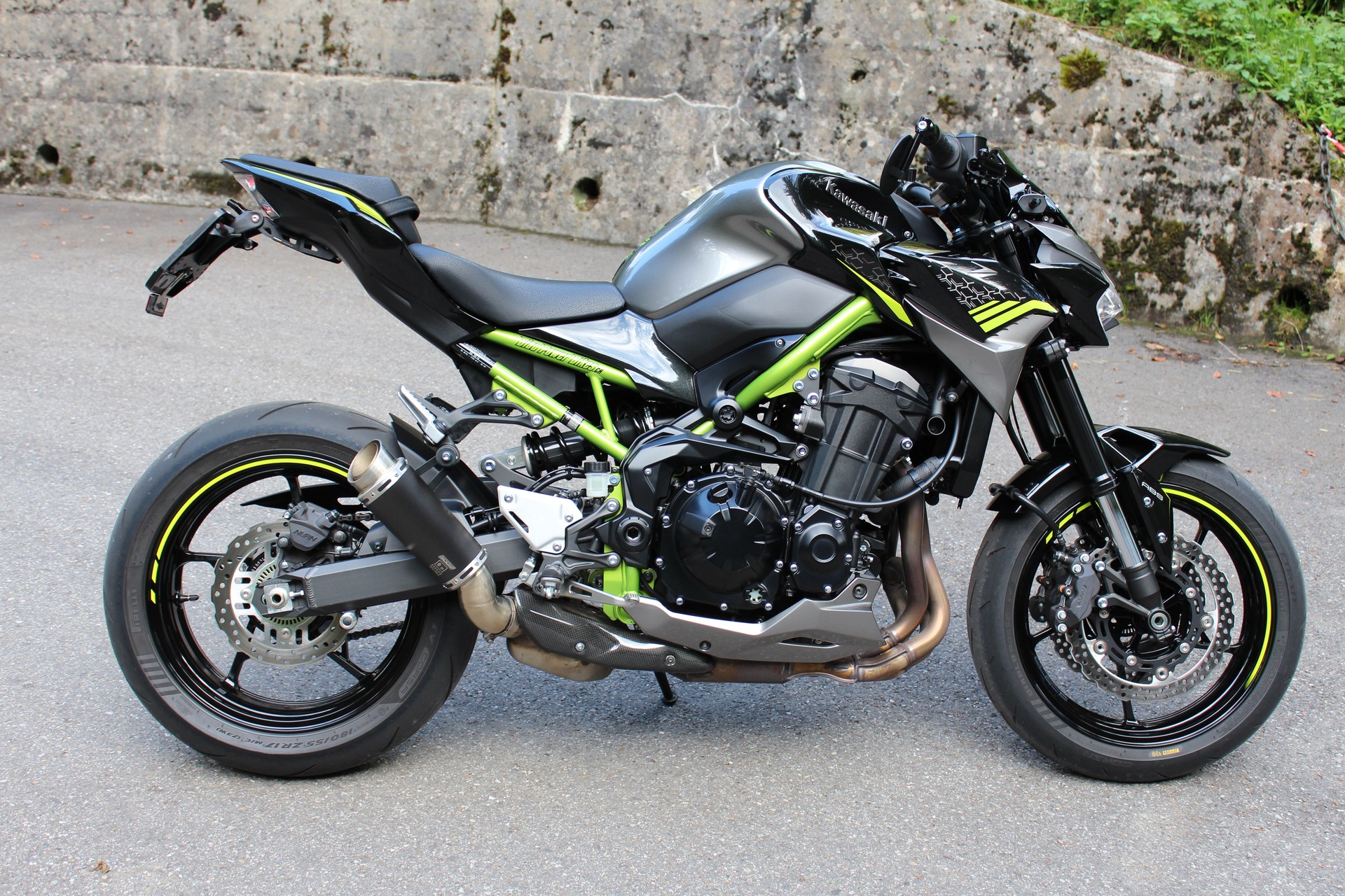 KAWASAKI Z 900-image-0