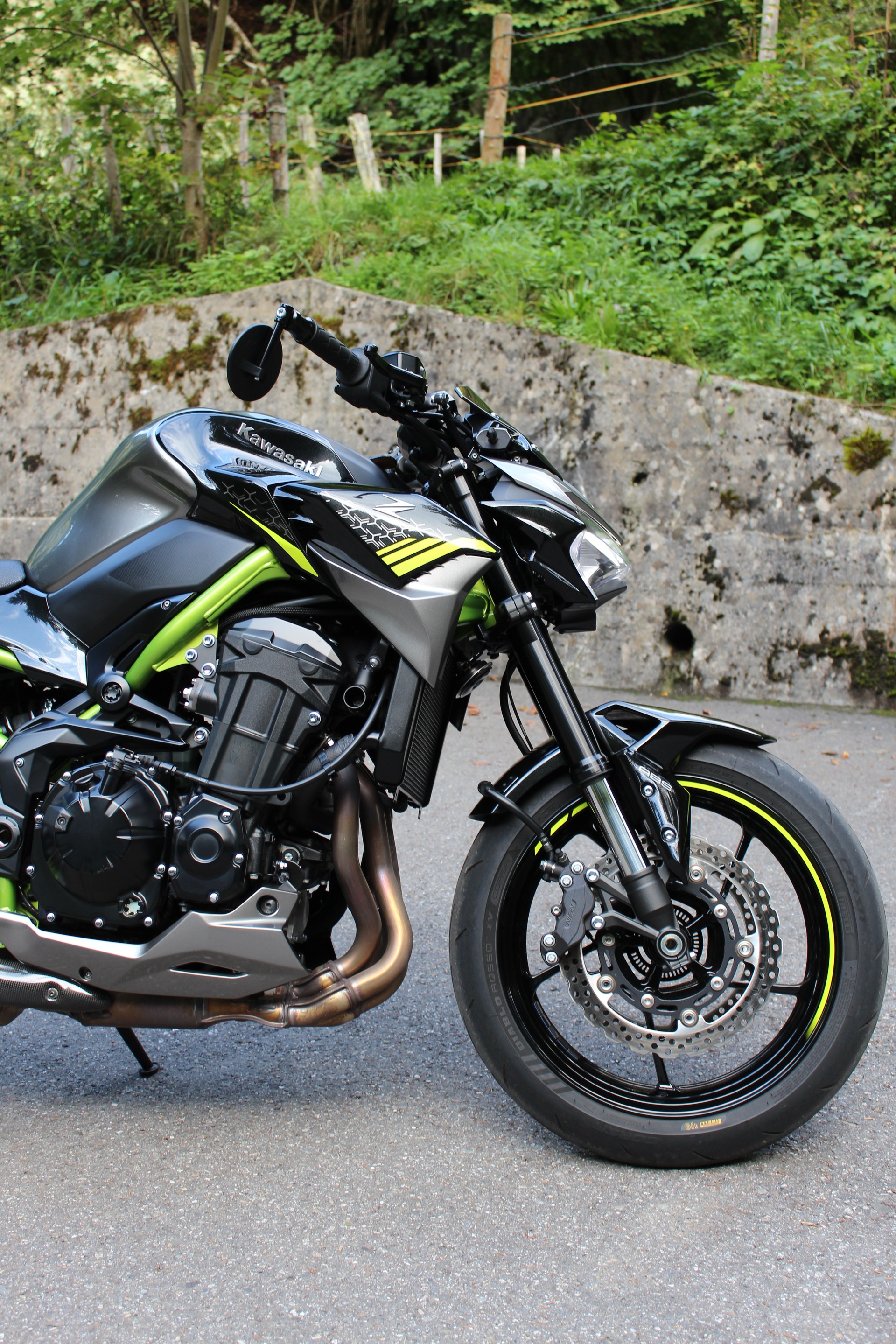 KAWASAKI Z 900-image-3