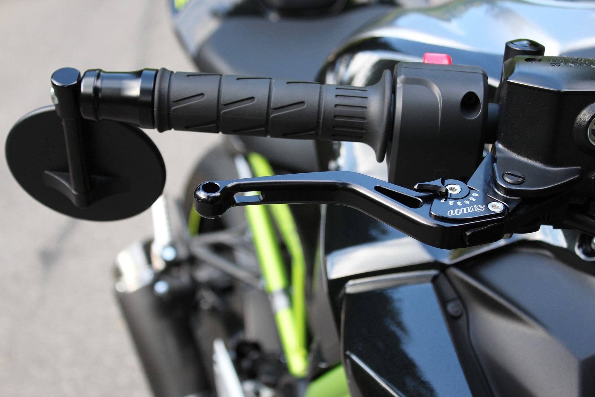KAWASAKI Z 900-image-7