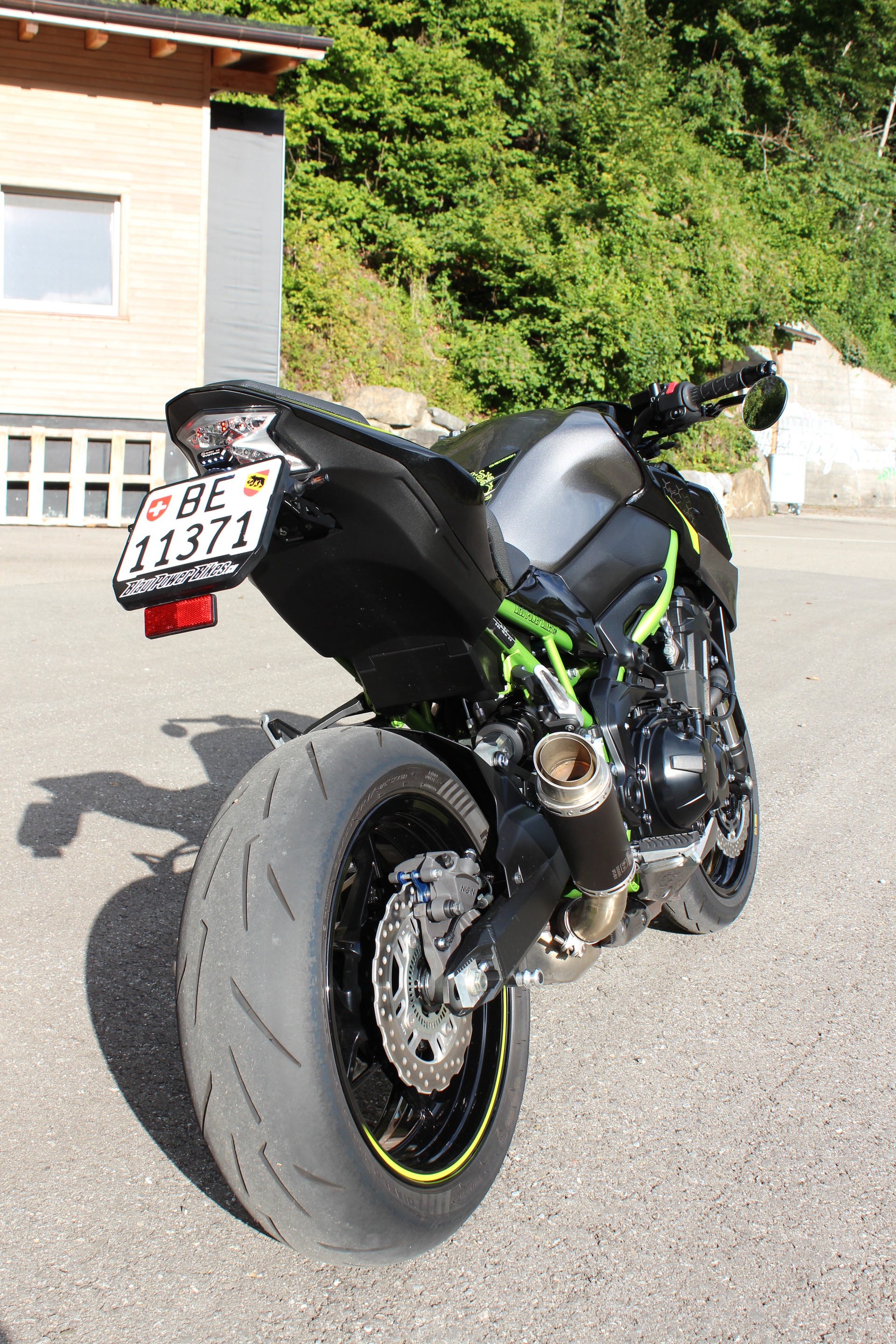 KAWASAKI Z 900-image-5