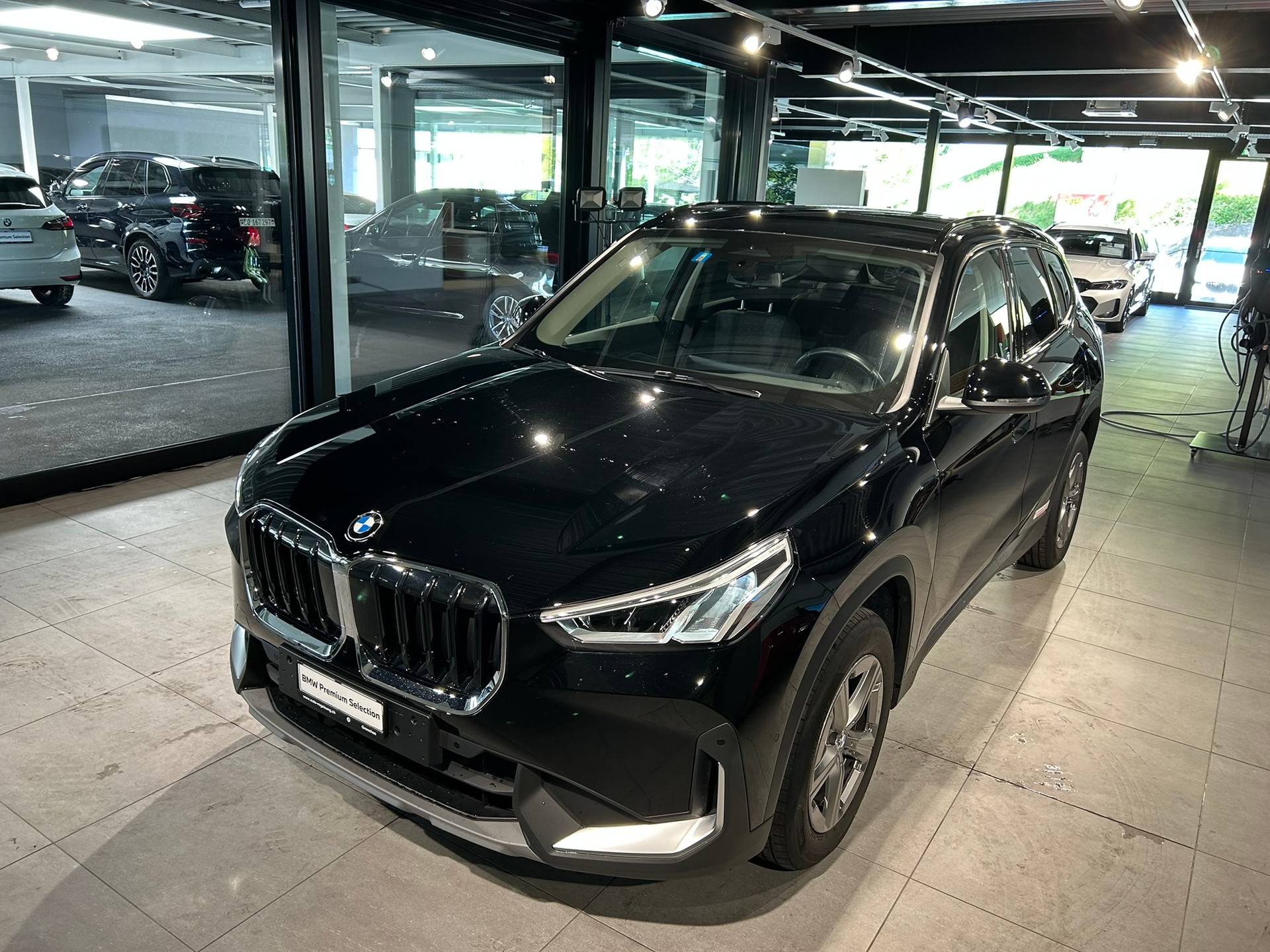 BMW X1 sDrive 18i-image-4