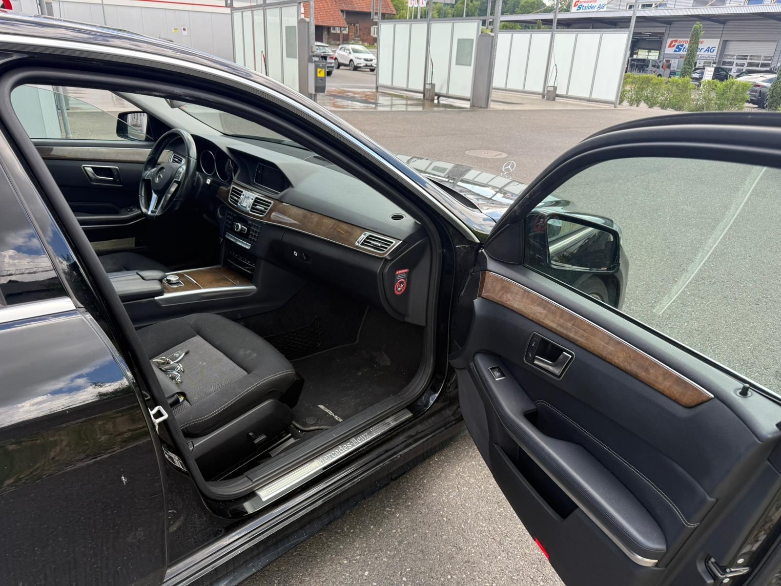 MERCEDES-BENZ E 350 BlueTEC Elégance 4Matic 7G-Tronic-image-7