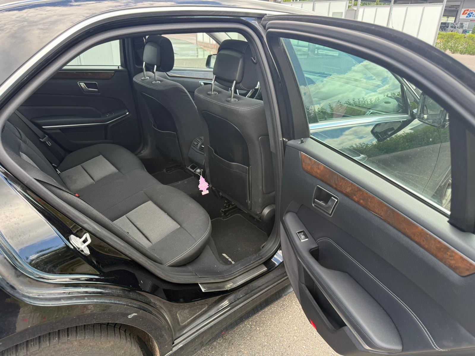 MERCEDES-BENZ E 350 BlueTEC Elégance 4Matic 7G-Tronic-image-10