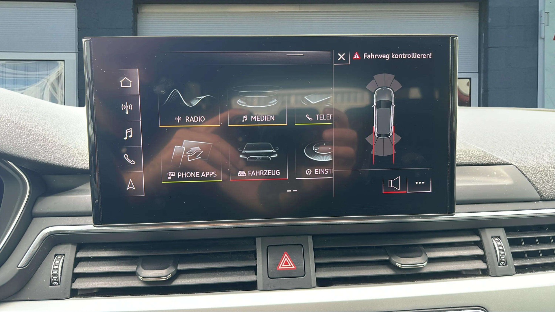 AUDI A4 Avant 35 TDI advanced Attraction S-tronic-image-15