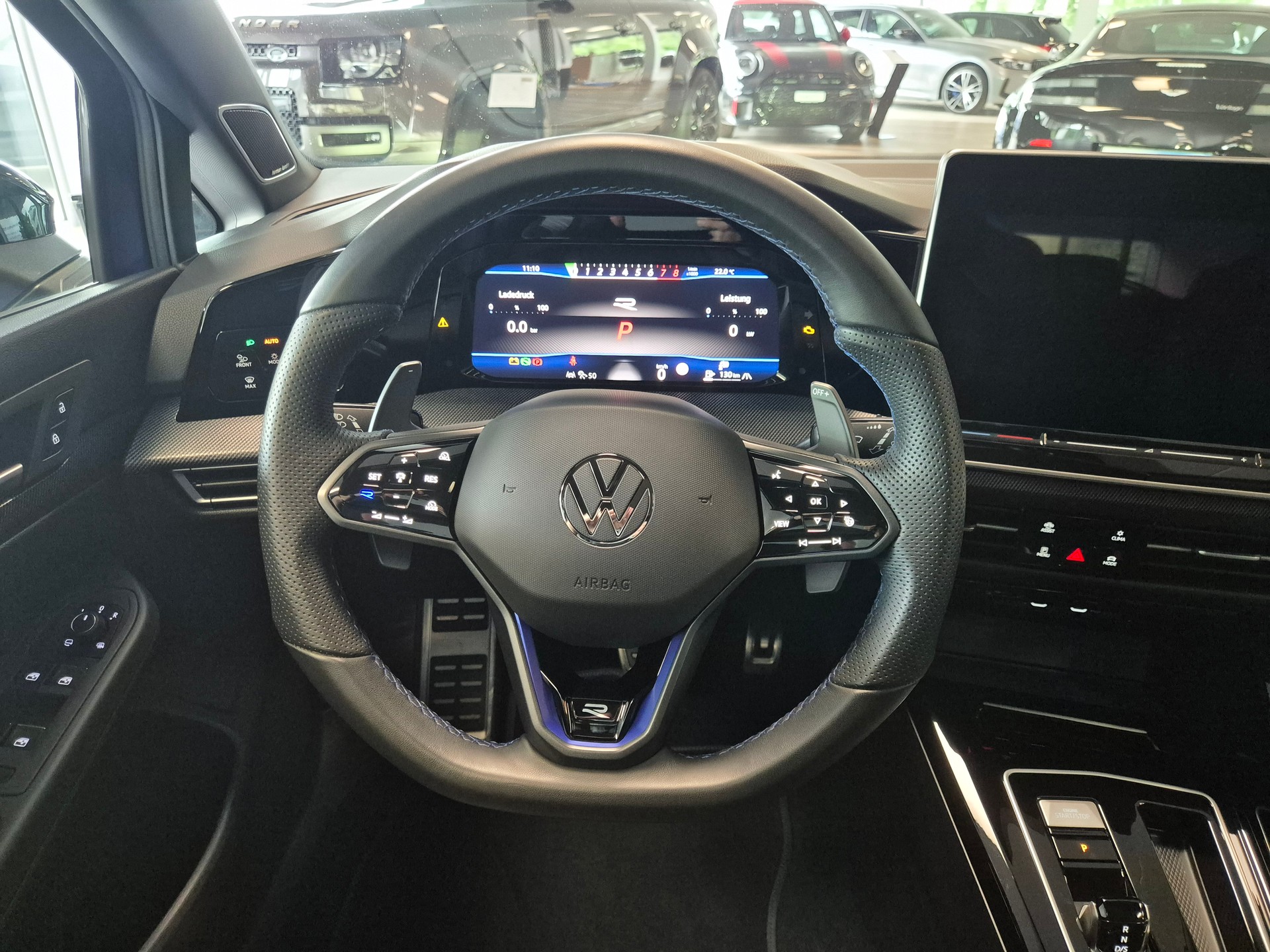 VW Golf 2.0 TSI R DSG 4 Motion-image-12