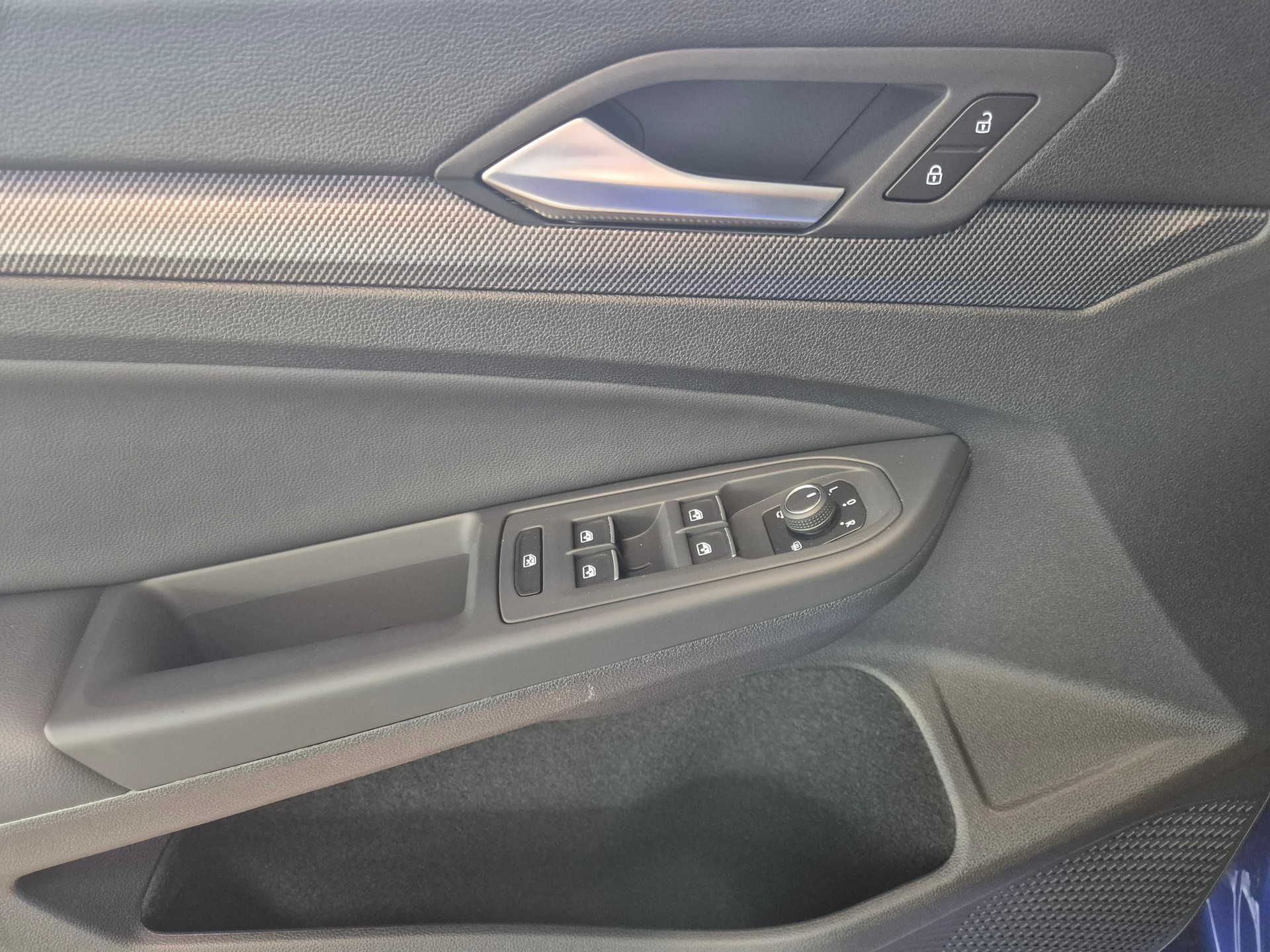 VW Golf 2.0 TSI R DSG 4 Motion-image-13