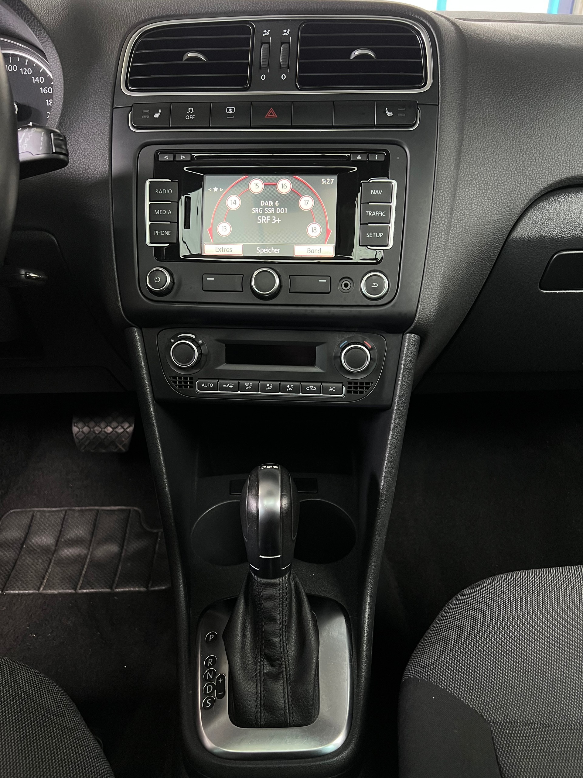 VW Polo 1.2 TSI R-Line Design DSG-image-5