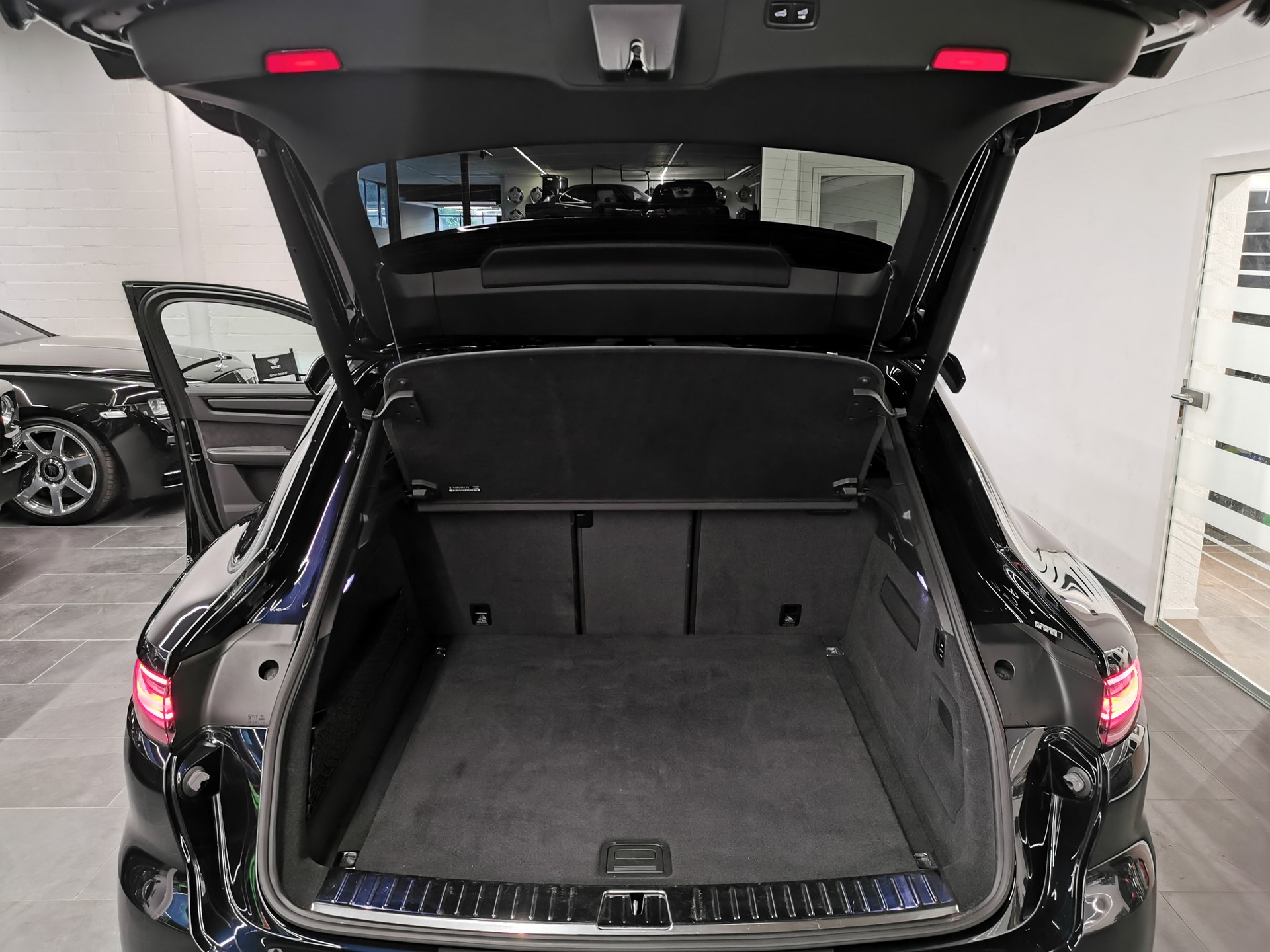 PORSCHE Cayenne Turbo GT PTS-image-15