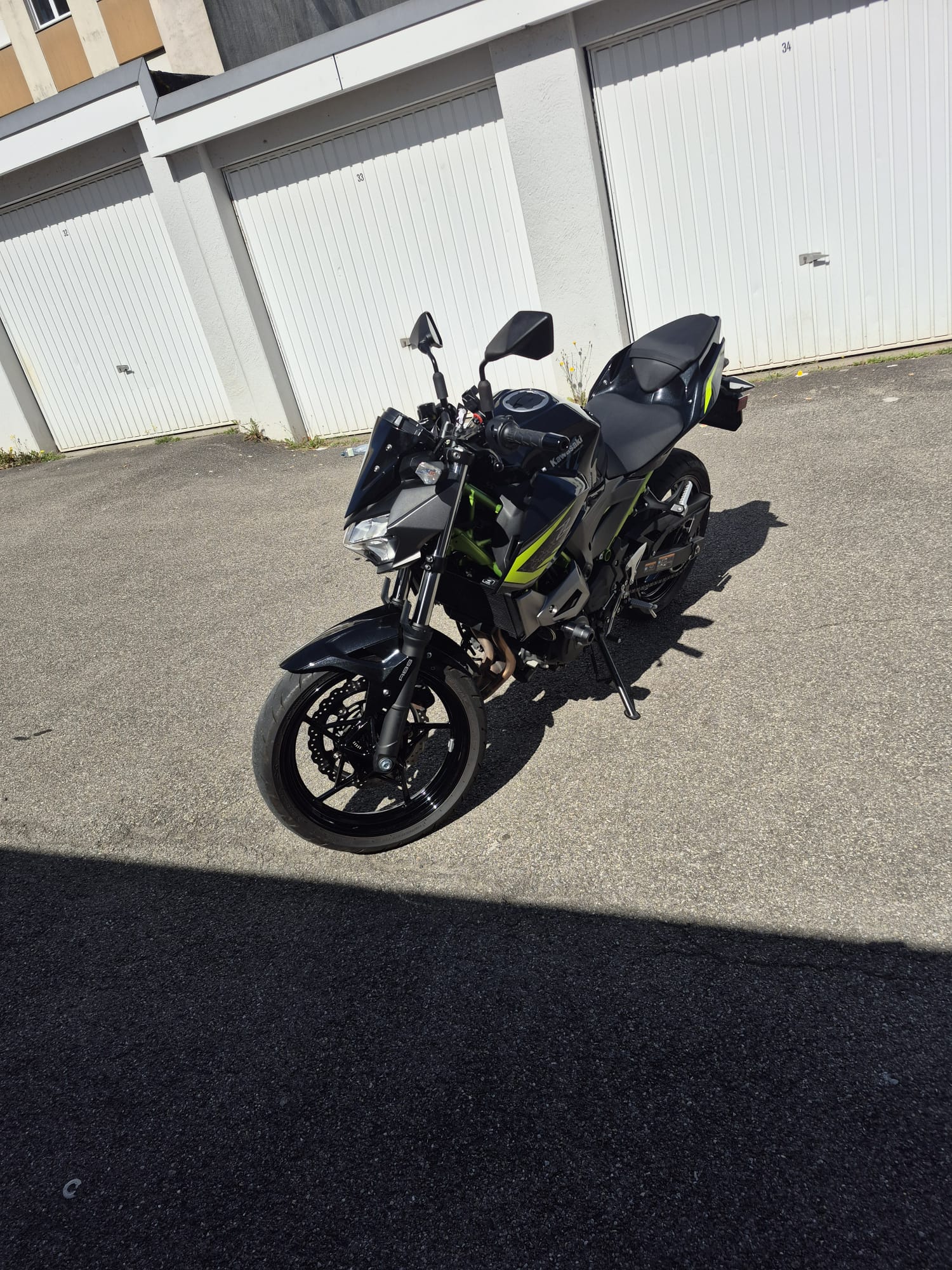 KAWASAKI Z 400 Performance ABS-image-1
