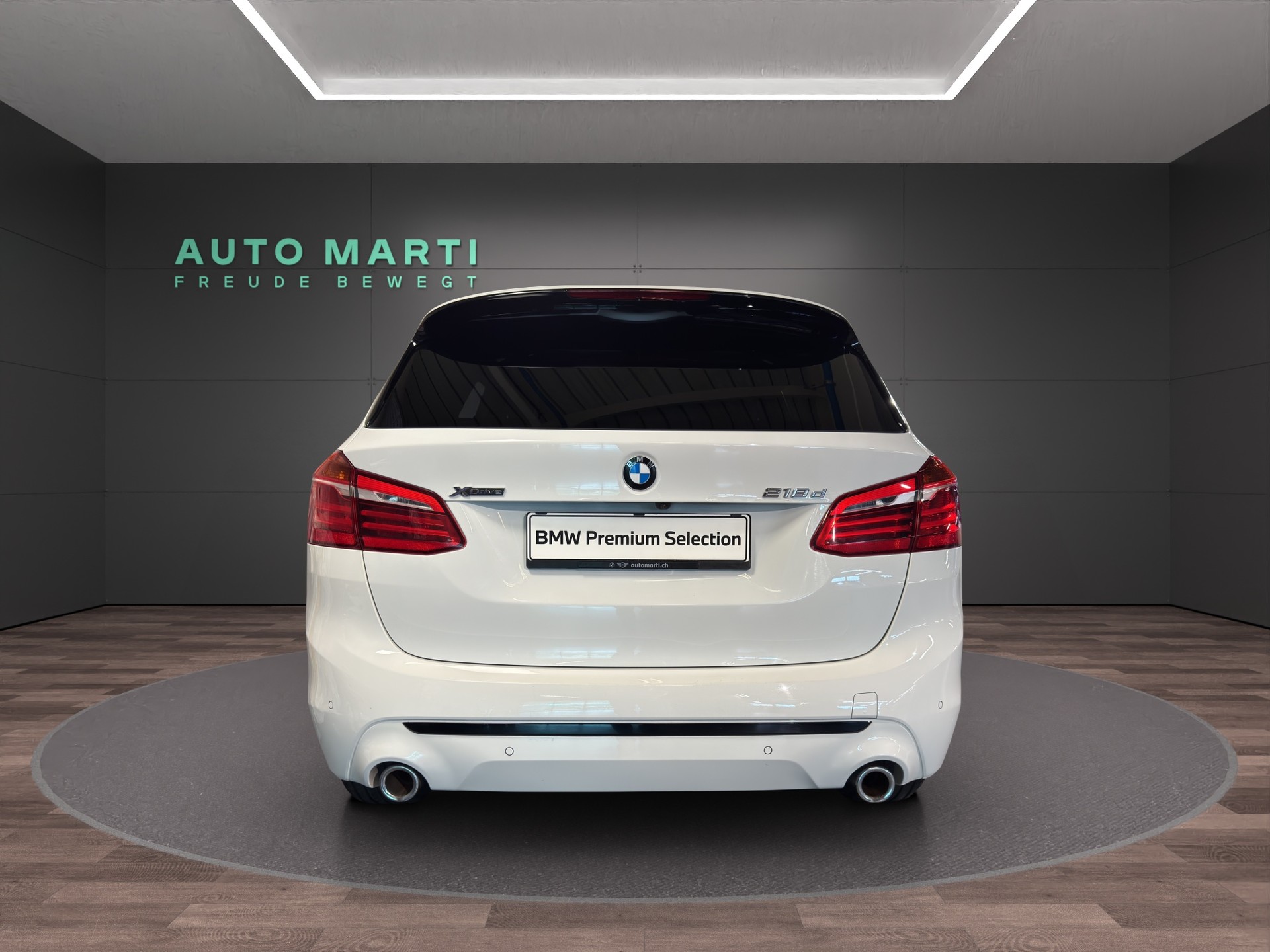 BMW 218d xDrive Active Tourer Sport Line-showroom-element-2