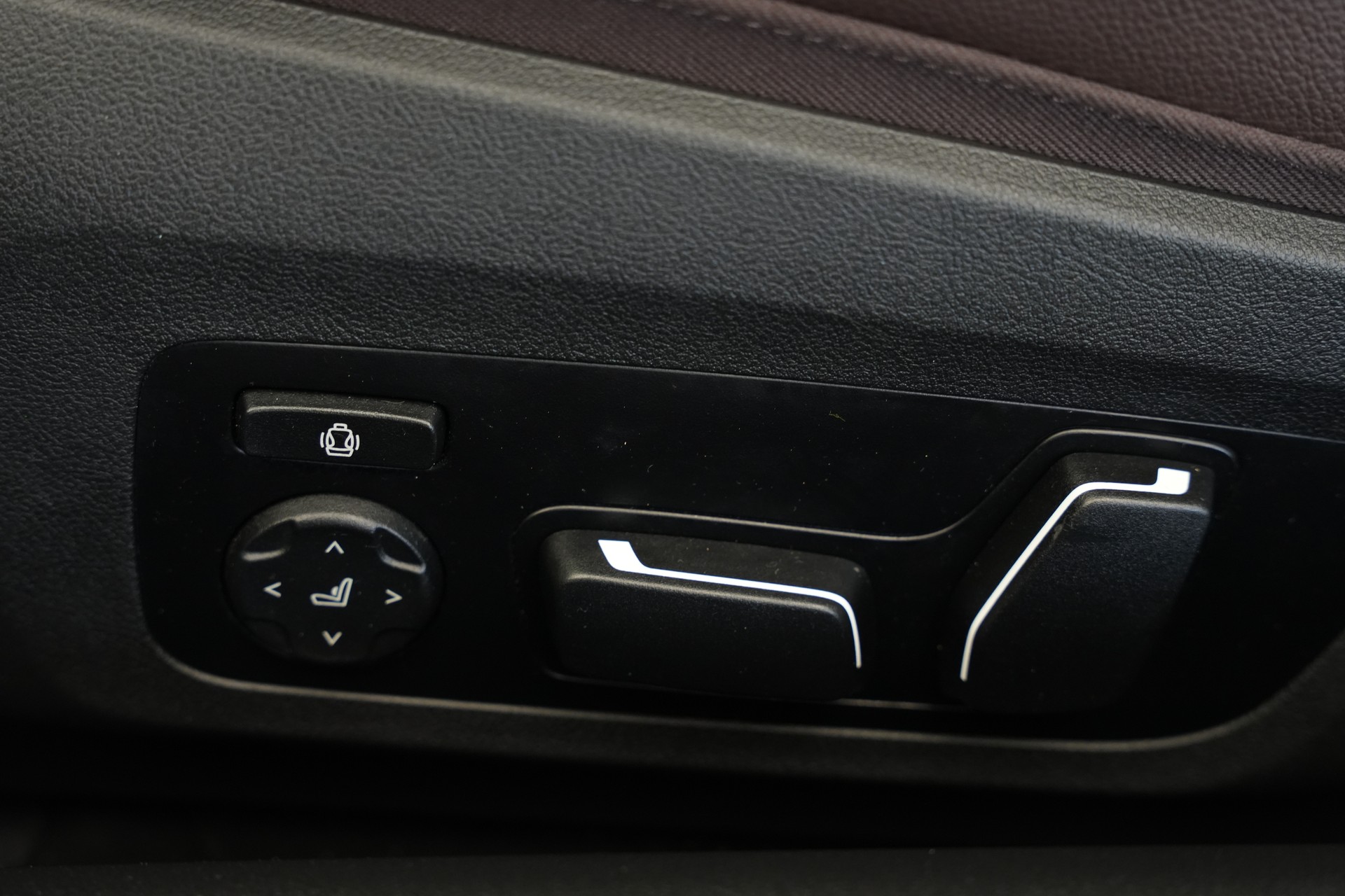 BMW M440i xDrive 48V Coupé M Sport Pro Steptronic-image-19