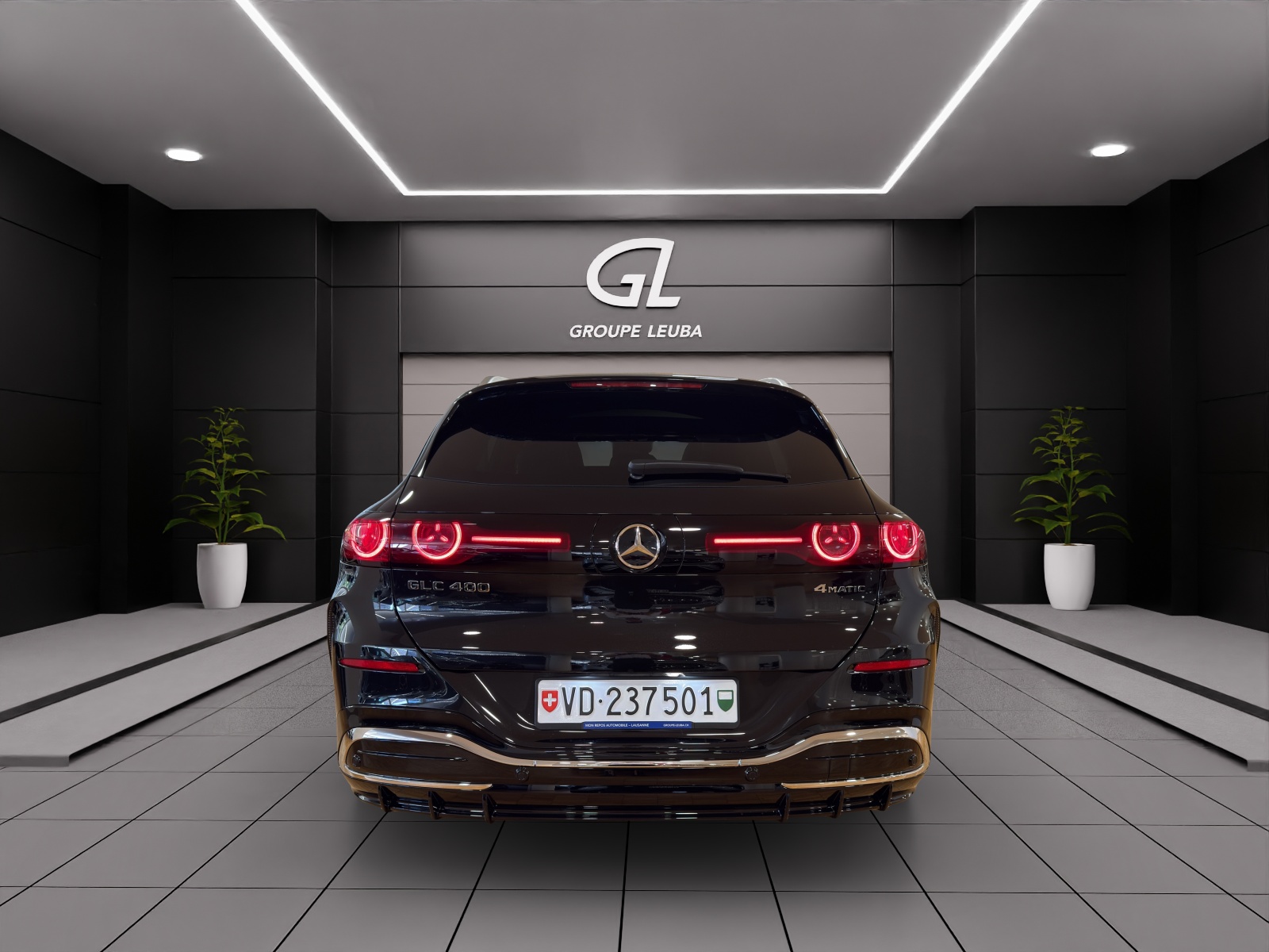MERCEDES-BENZ GLC 400 4MATIC 94 kWh EQ-showroom-element-3
