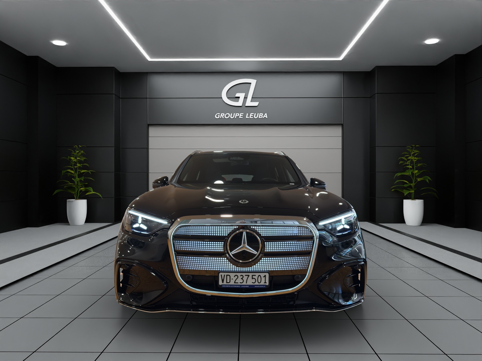 MERCEDES-BENZ GLC 400 4MATIC 94 kWh EQ-showroom-element-1