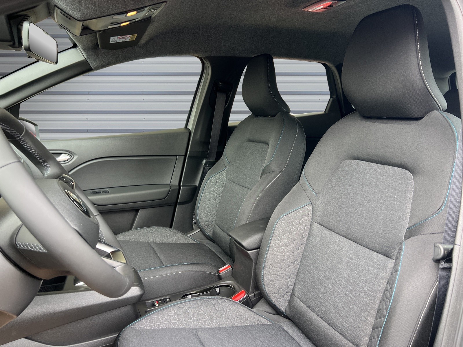 MITSUBISHI Grandis 1.8 HEV Invite-image-9