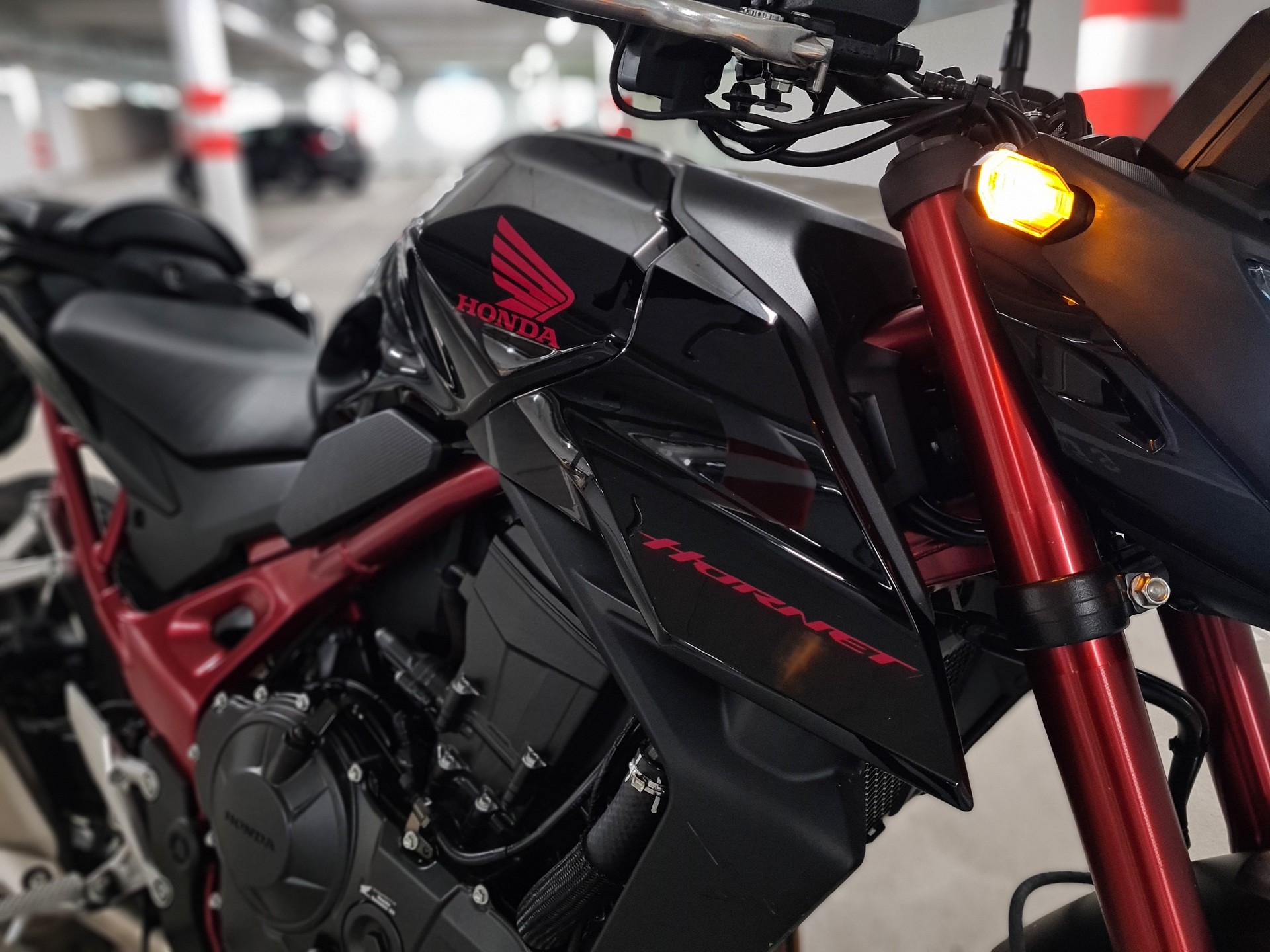 HONDA CB 750 Hornet (35kW)-image-7
