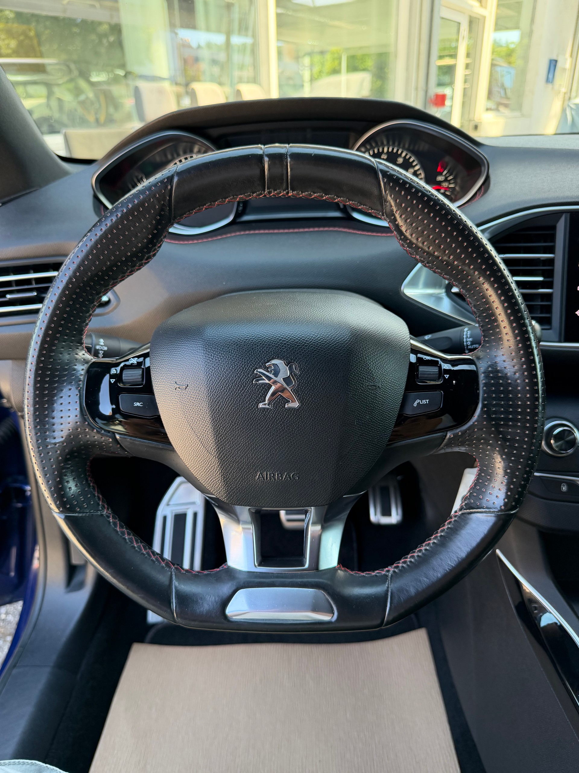 PEUGEOT 308 1.2 THP GT Line Automatic-image-9