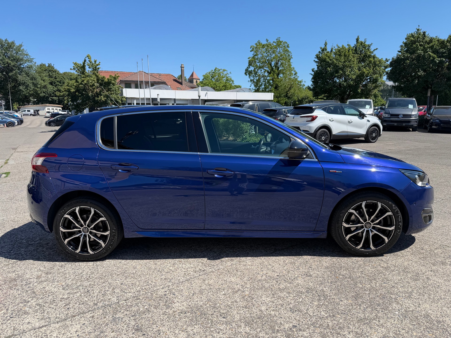 PEUGEOT 308 1.2 THP GT Line Automatic-image-5