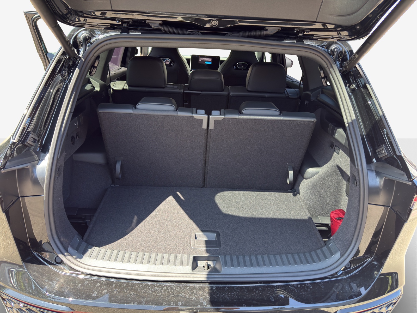 VW Tayron 2.0 TSI R-Line Plus DSG 4Motion-image-12