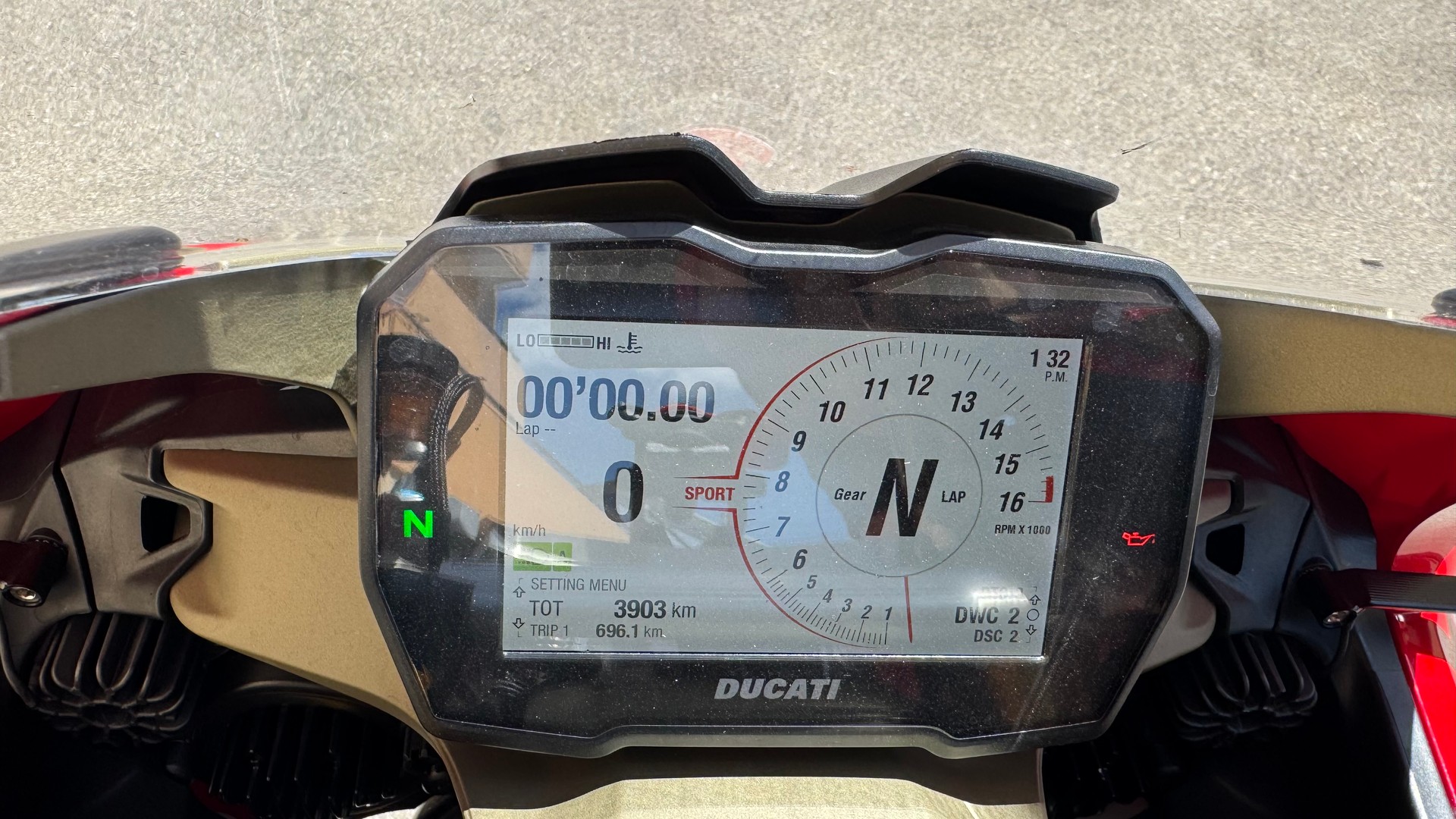 DUCATI Panigale V4 S-image-8