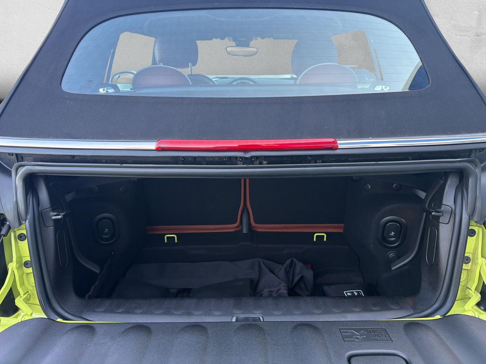 MINI Cabrio John Cooper Works F57 2.0i (CH)-image-10