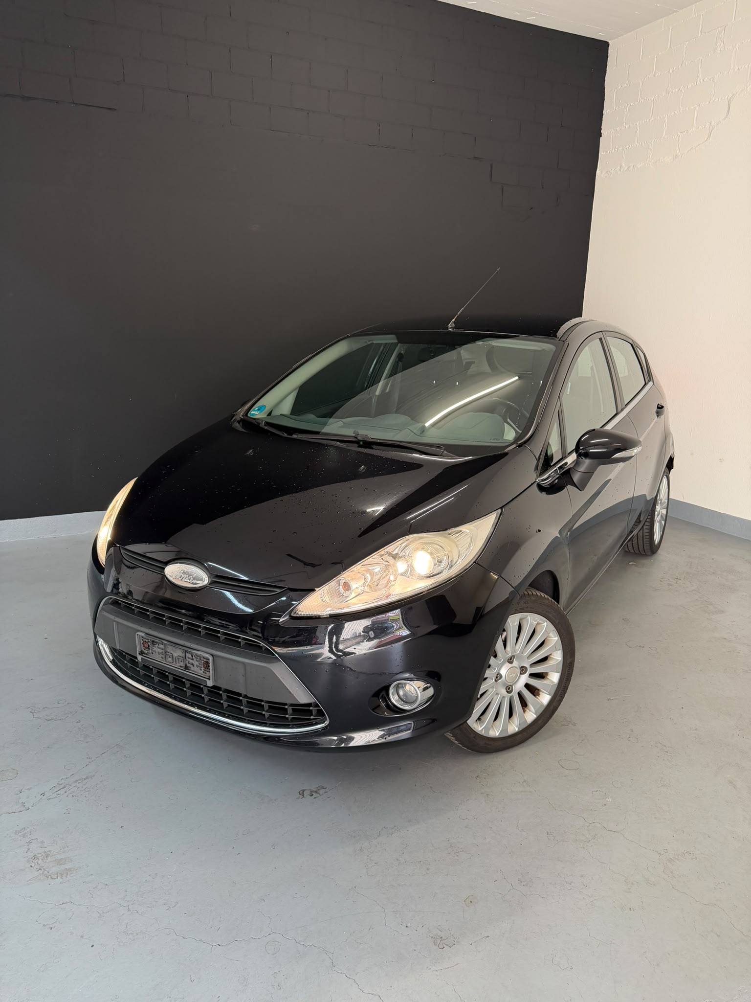FORD Fiesta 1.4 16V Trend ***CH-Fahrzeug***-showroom-element-2