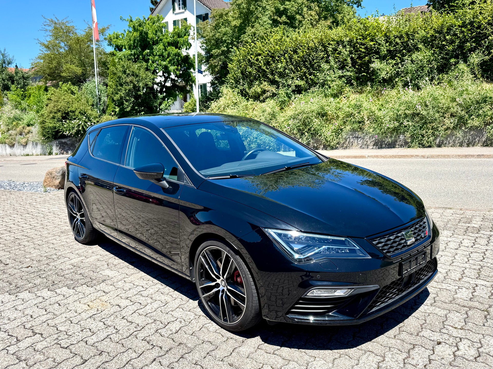 SEAT Leon 2.0 TSI Cupra 300 DSG
