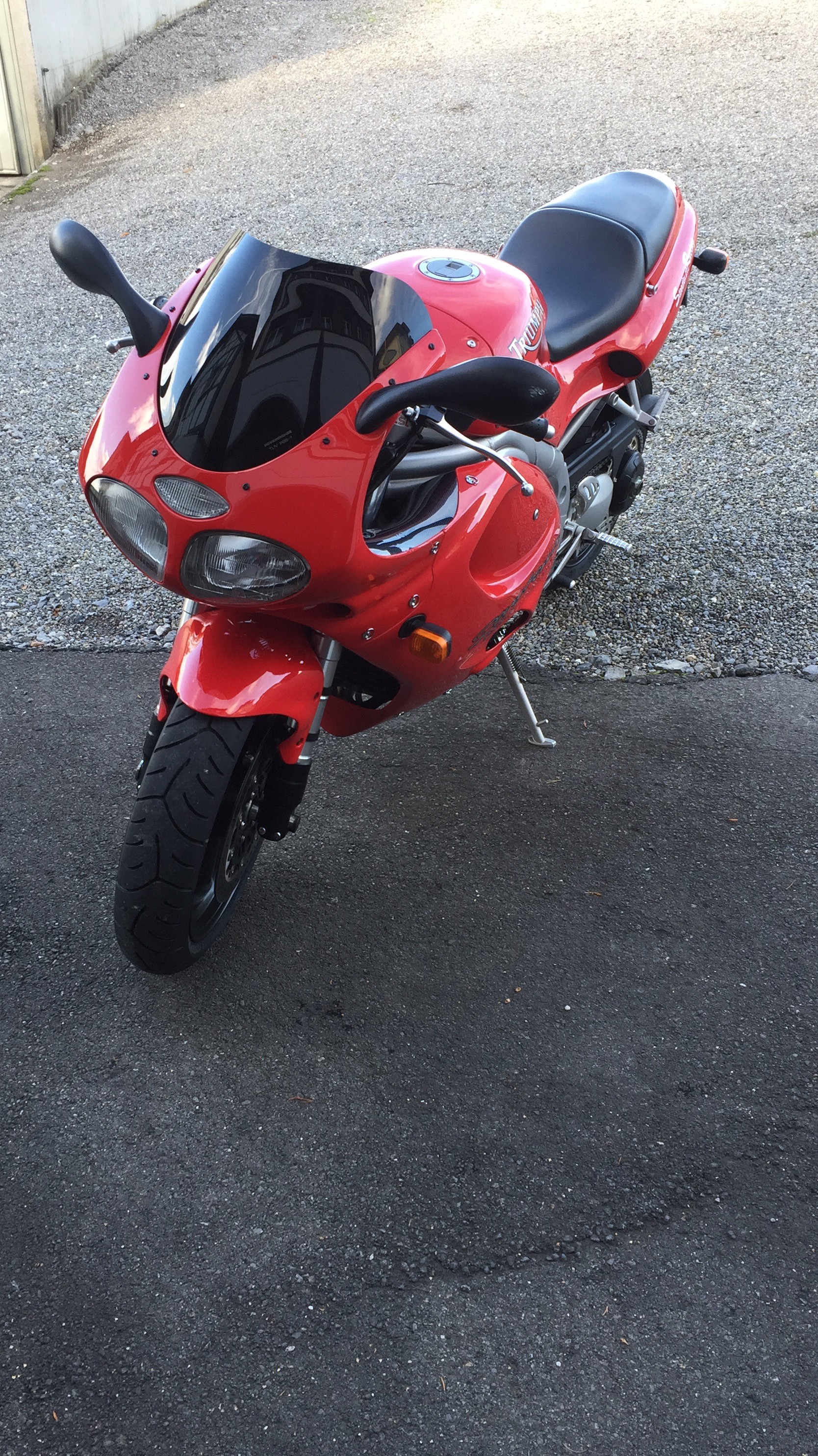 TRIUMPH 955i-image-0