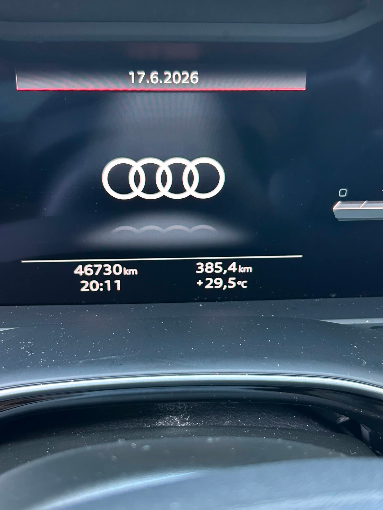 AUDI SQ7 4.0 V8 TFSI quattro T-Tronic-image-8