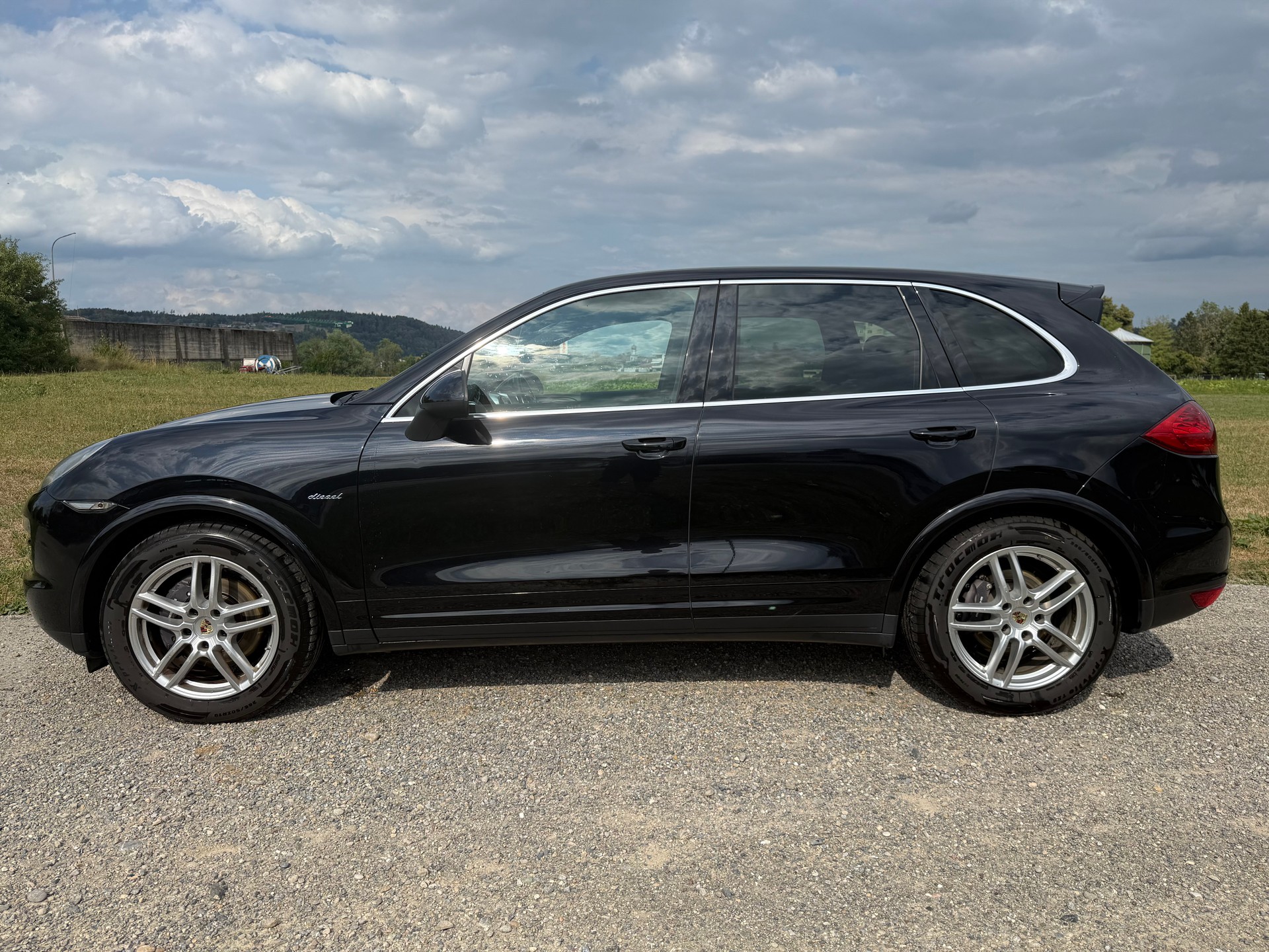PORSCHE Cayenne Diesel-showroom-element-3