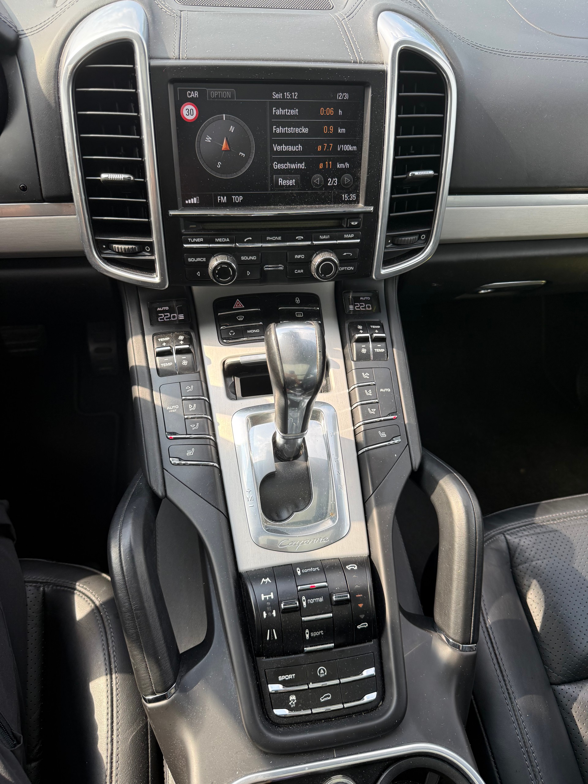 PORSCHE Cayenne Diesel-image-21