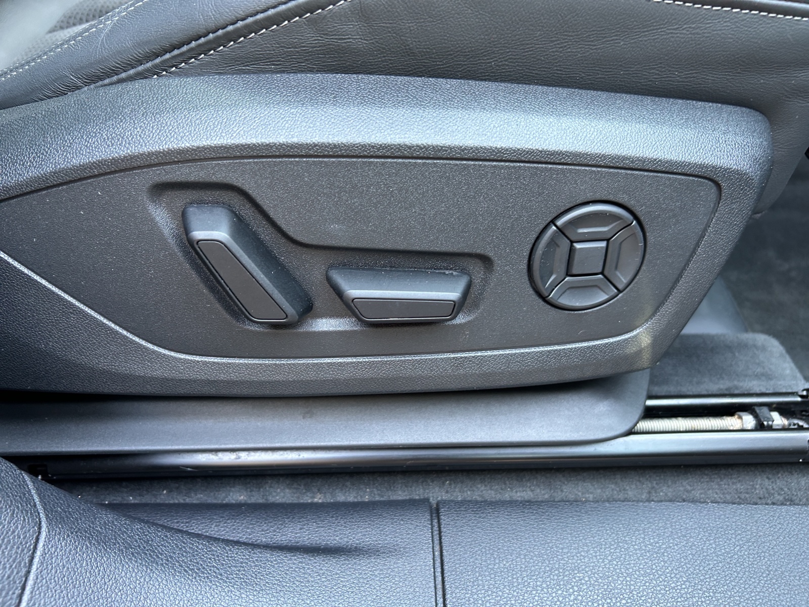 AUDI Q3 Sportback 35 TFSI S line Attraction S-tronic-image-21