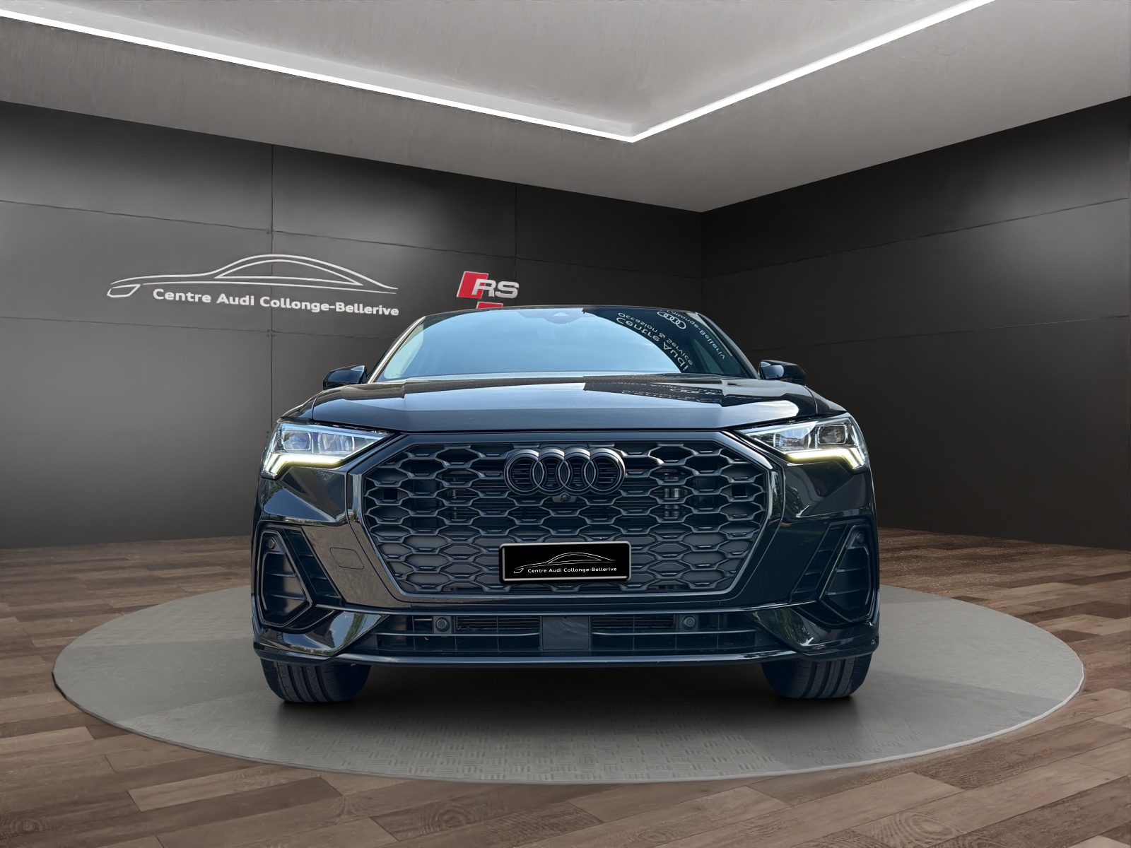 AUDI Q3 Sportback 35 TFSI S line Attraction S-tronic-showroom-element-1