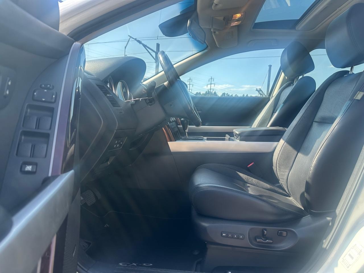 MAZDA CX-9 3.7 V6 Revolution Automatic-image-7