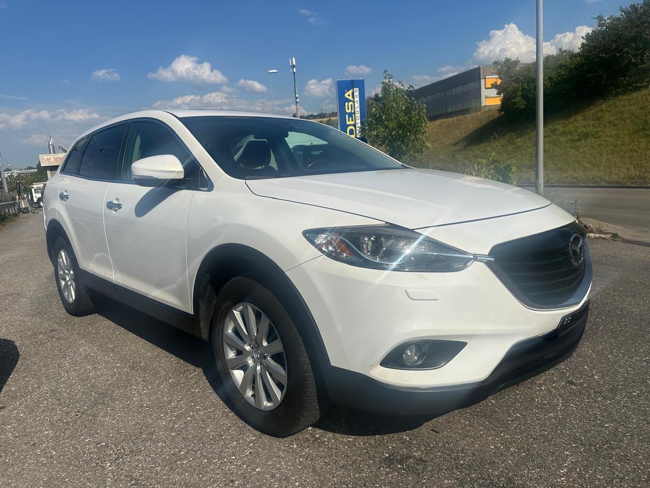 MAZDA CX-9 3.7 V6 Revolution Automatic-showroom-element-2