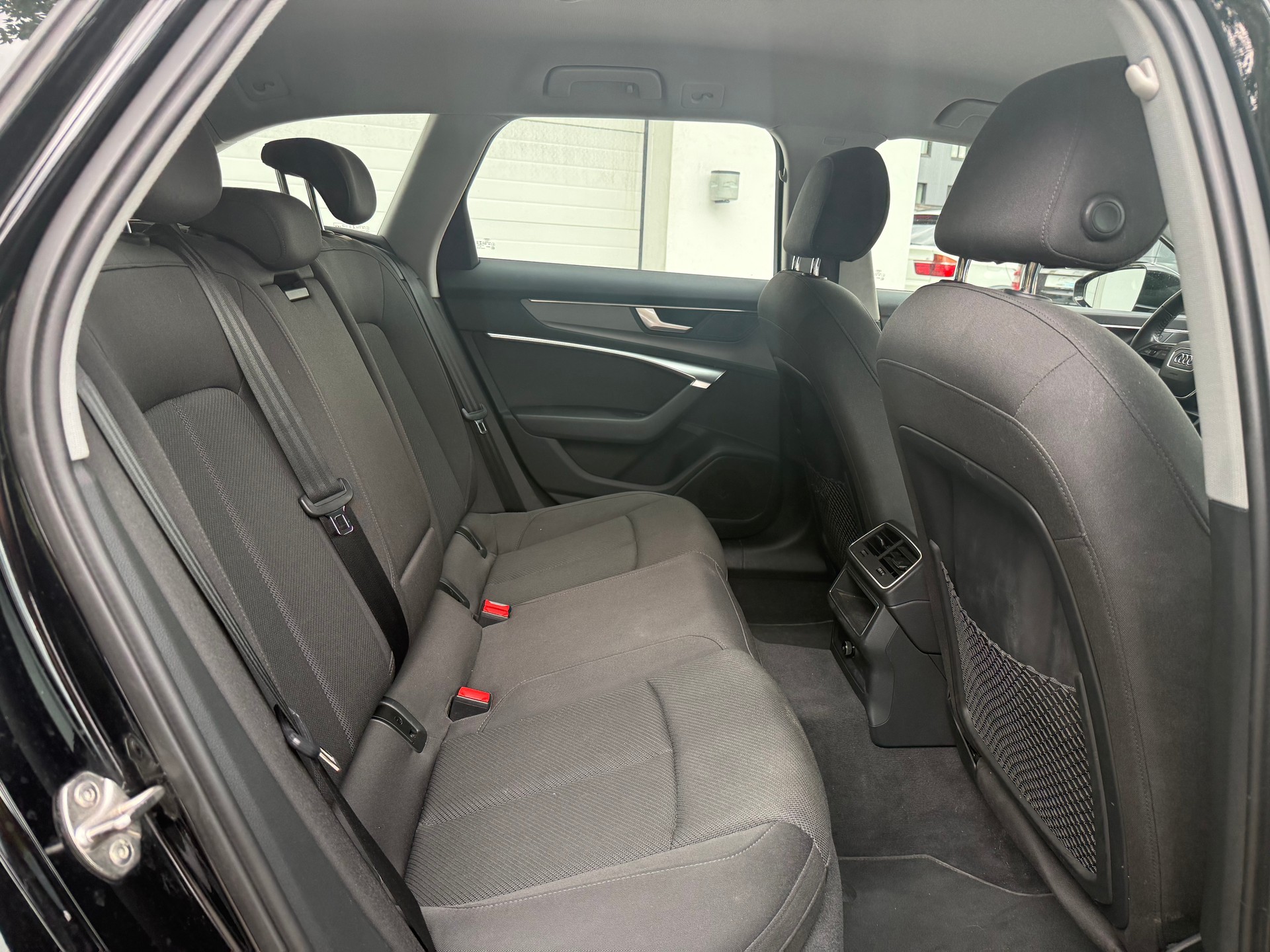 AUDI A6 Avant 40 TDI S-tronic-image-10