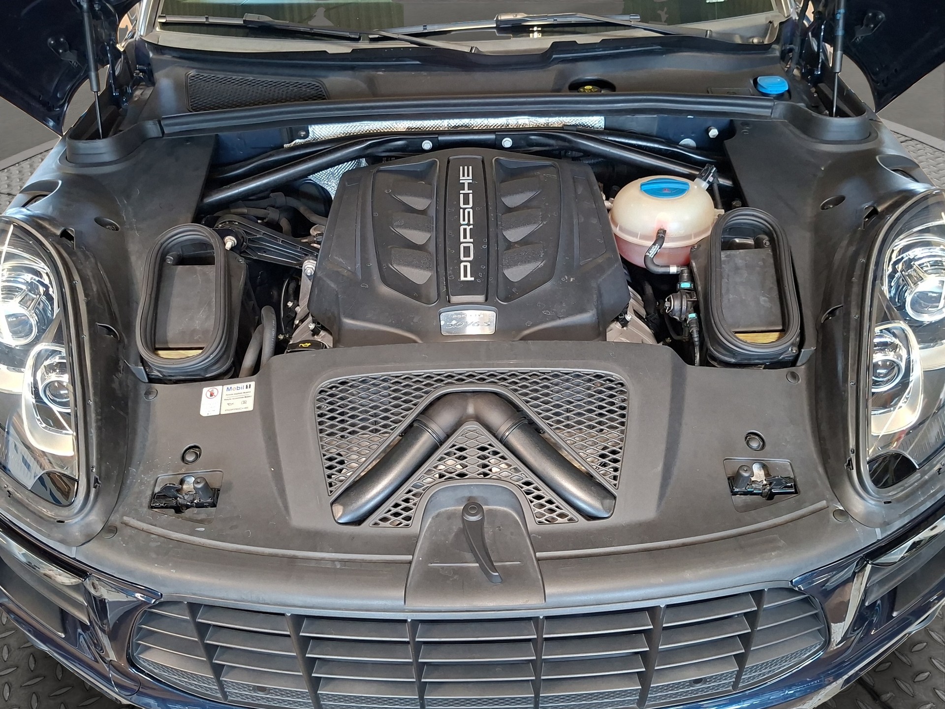 PORSCHE Macan S PDK-image-14