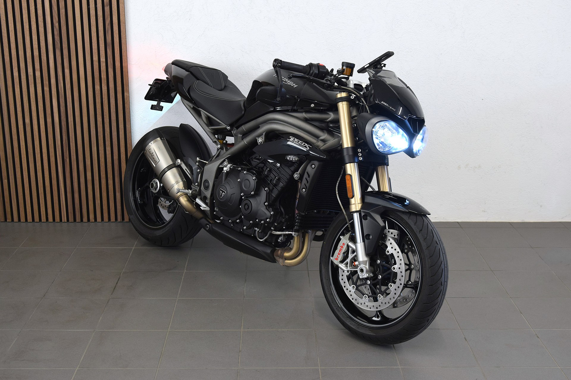 TRIUMPH Speed Triple S 1050 ABS-image-8