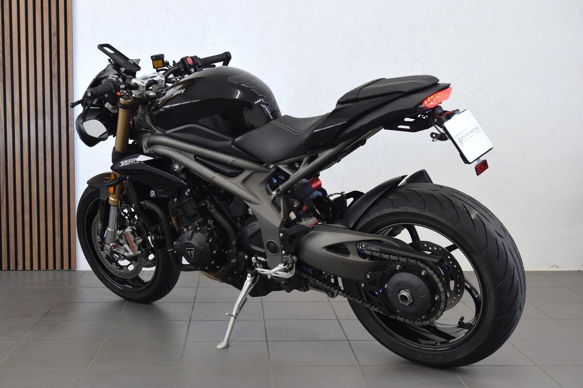 TRIUMPH Speed Triple S 1050 ABS-image-2
