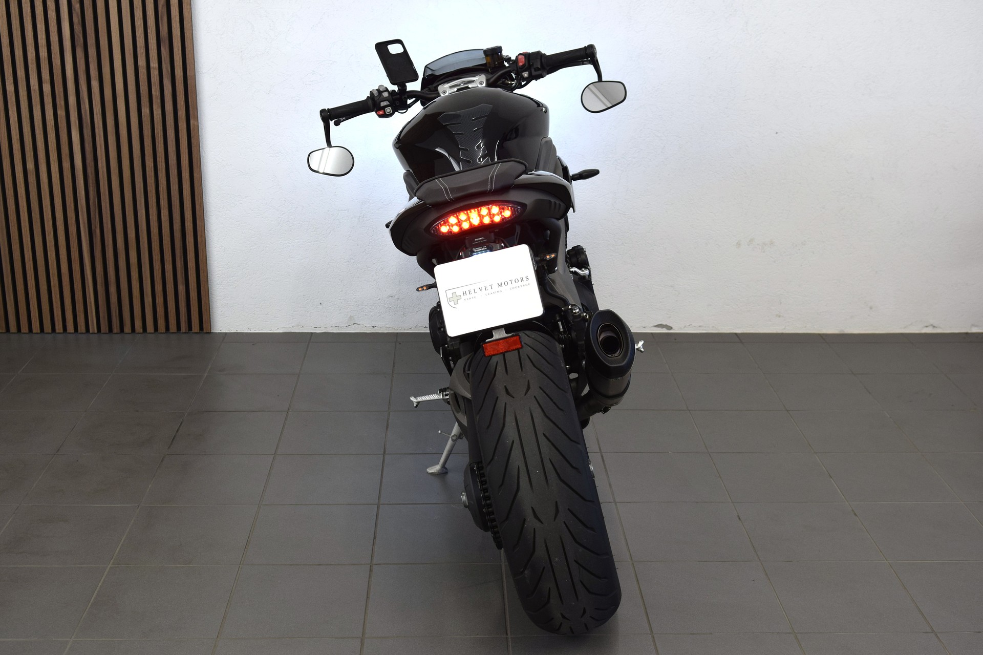 TRIUMPH Speed Triple S 1050 ABS-image-3