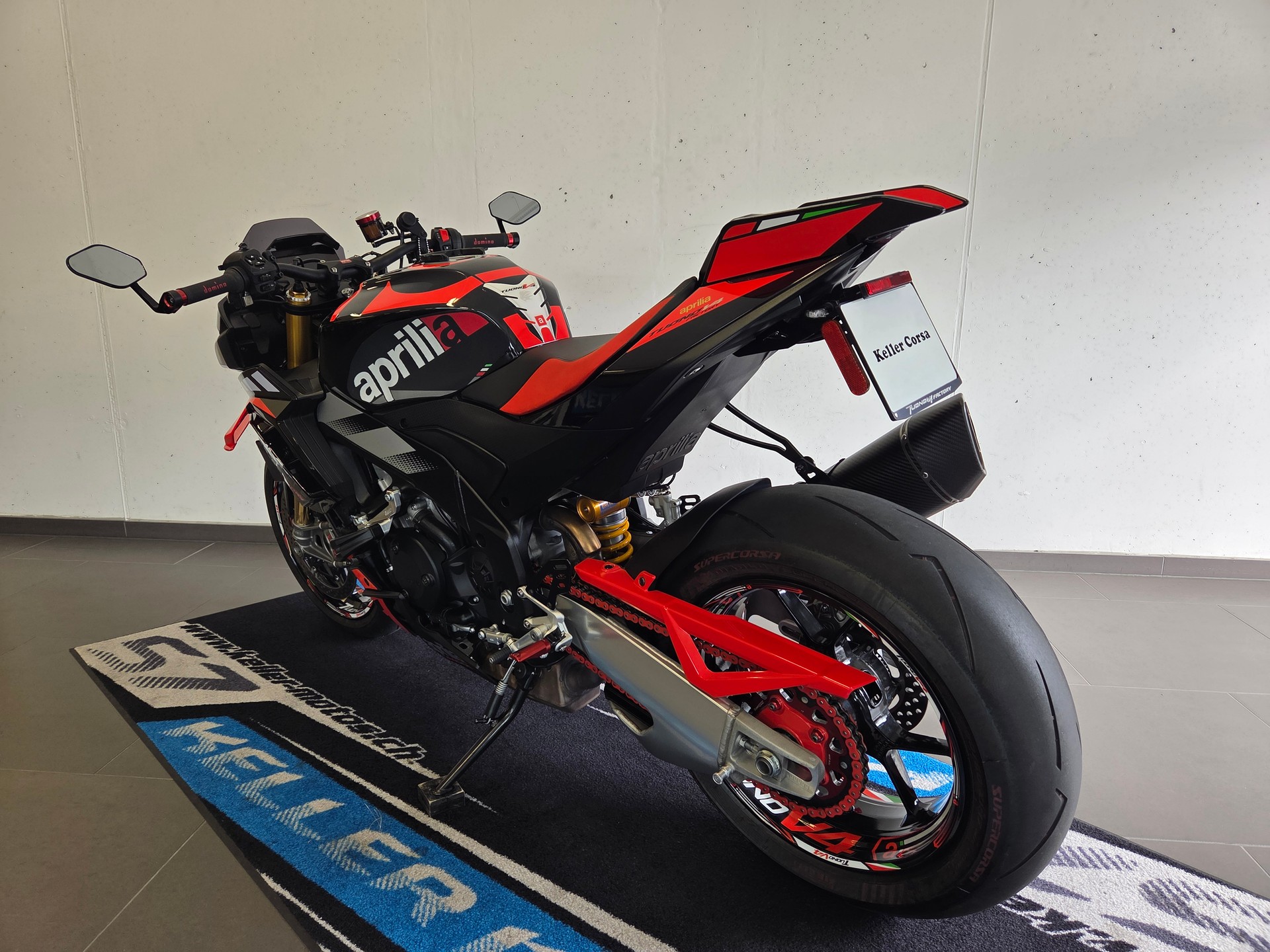 APRILIA Tuono V4 1100 E5+ Factory-image-3