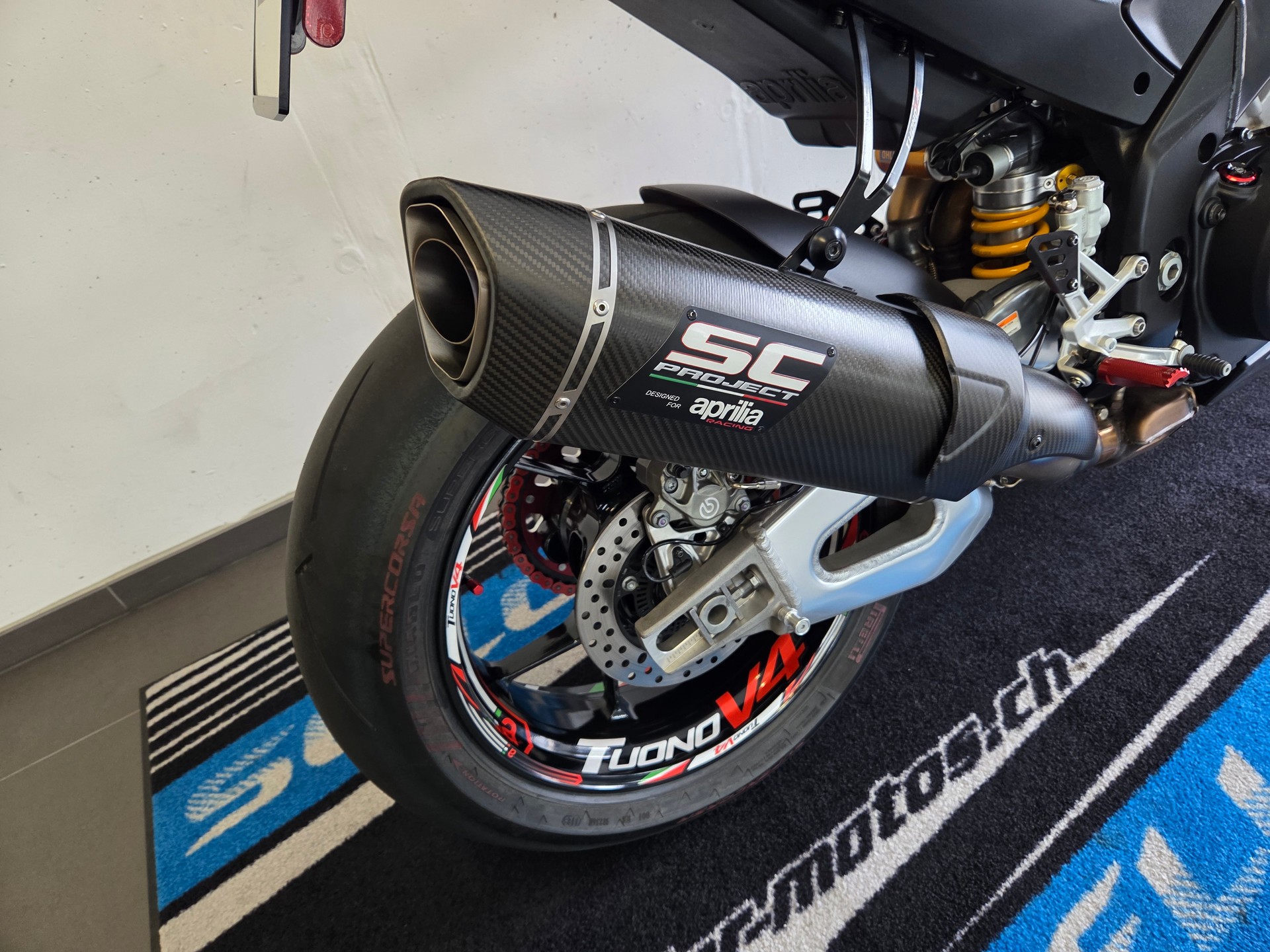 APRILIA Tuono V4 1100 E5+ Factory-image-6