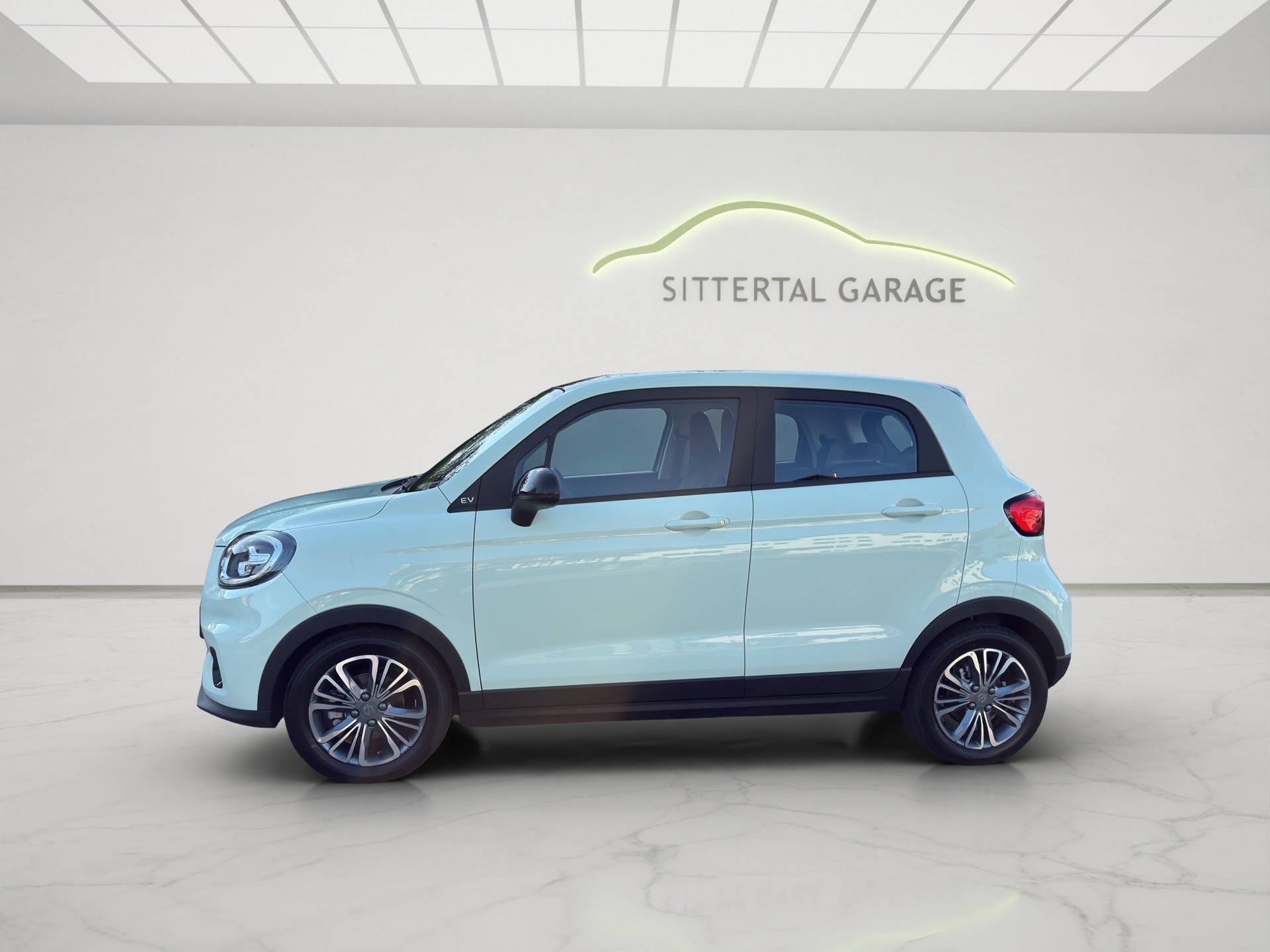 LEAPMOTOR T03 37kWh-showroom-element-2