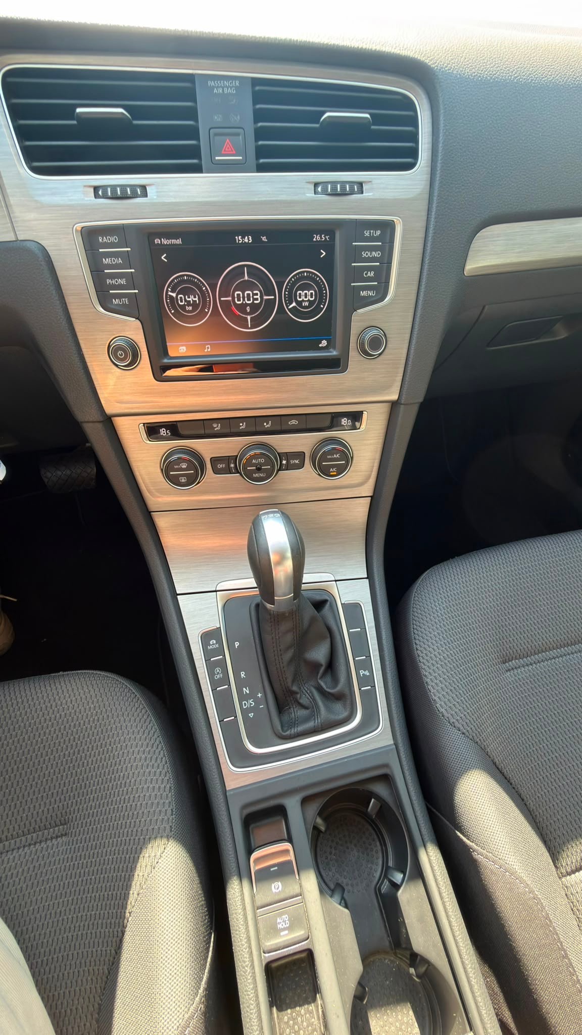 VW Golf Variant 1.4 TSI Comfortline DSG-image-8
