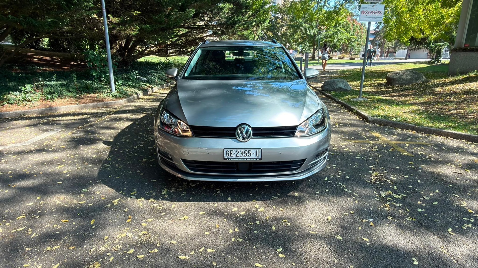 VW Golf Variant 1.4 TSI Comfortline DSG-showroom-element-1